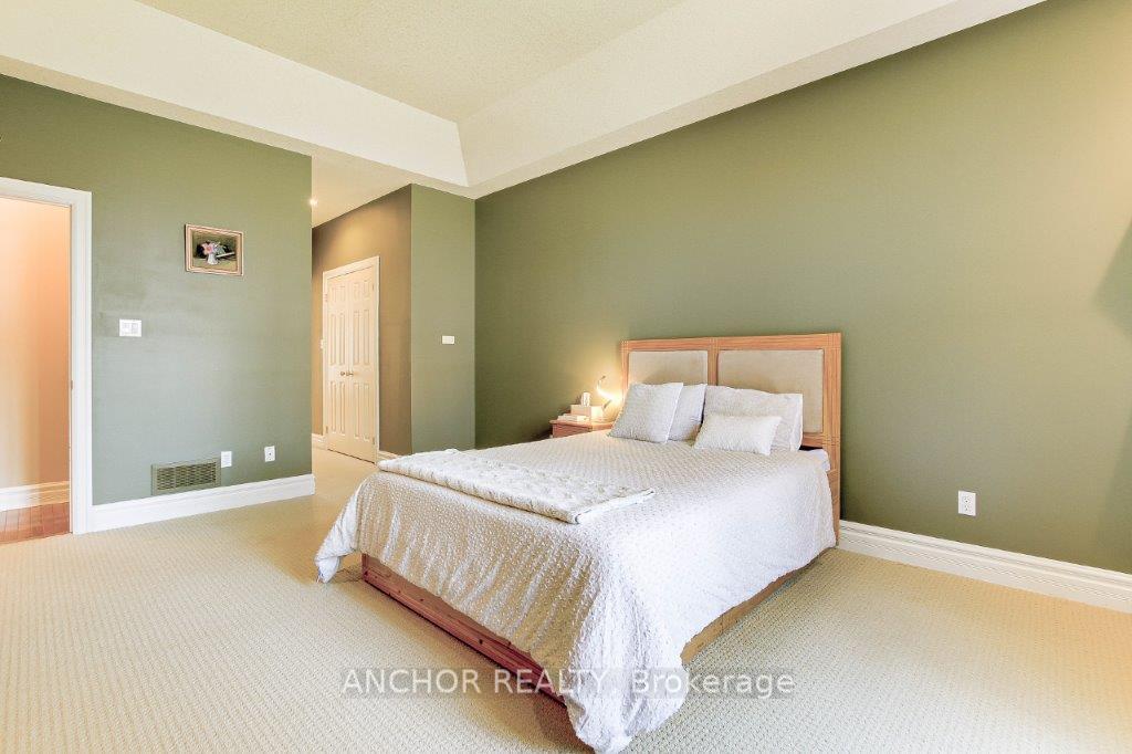 Photo 15 of 51 Pinehurst Drive W, Thames Centre, Dorchester — HOMEH
