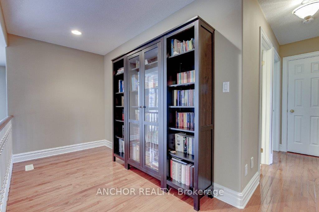 Photo 20 of 51 Pinehurst Drive W, Thames Centre, Dorchester — HOMEH