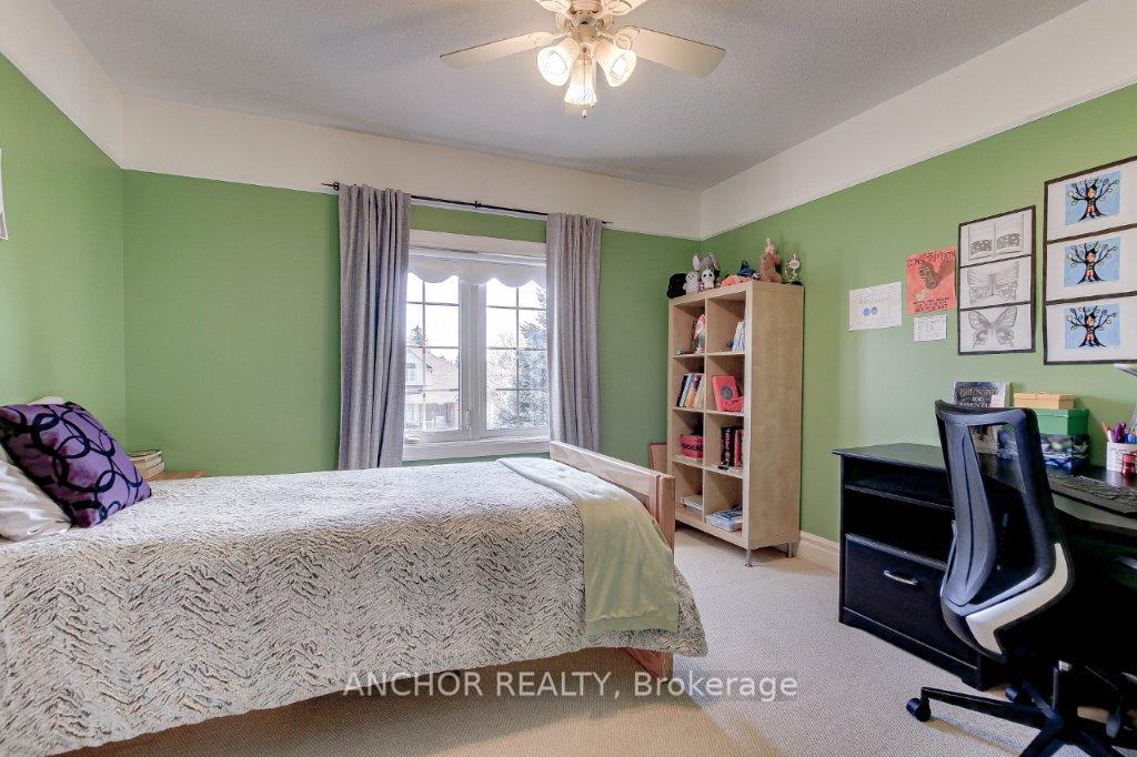 Photo 21 of 51 Pinehurst Drive W, Thames Centre, Dorchester — HOMEH