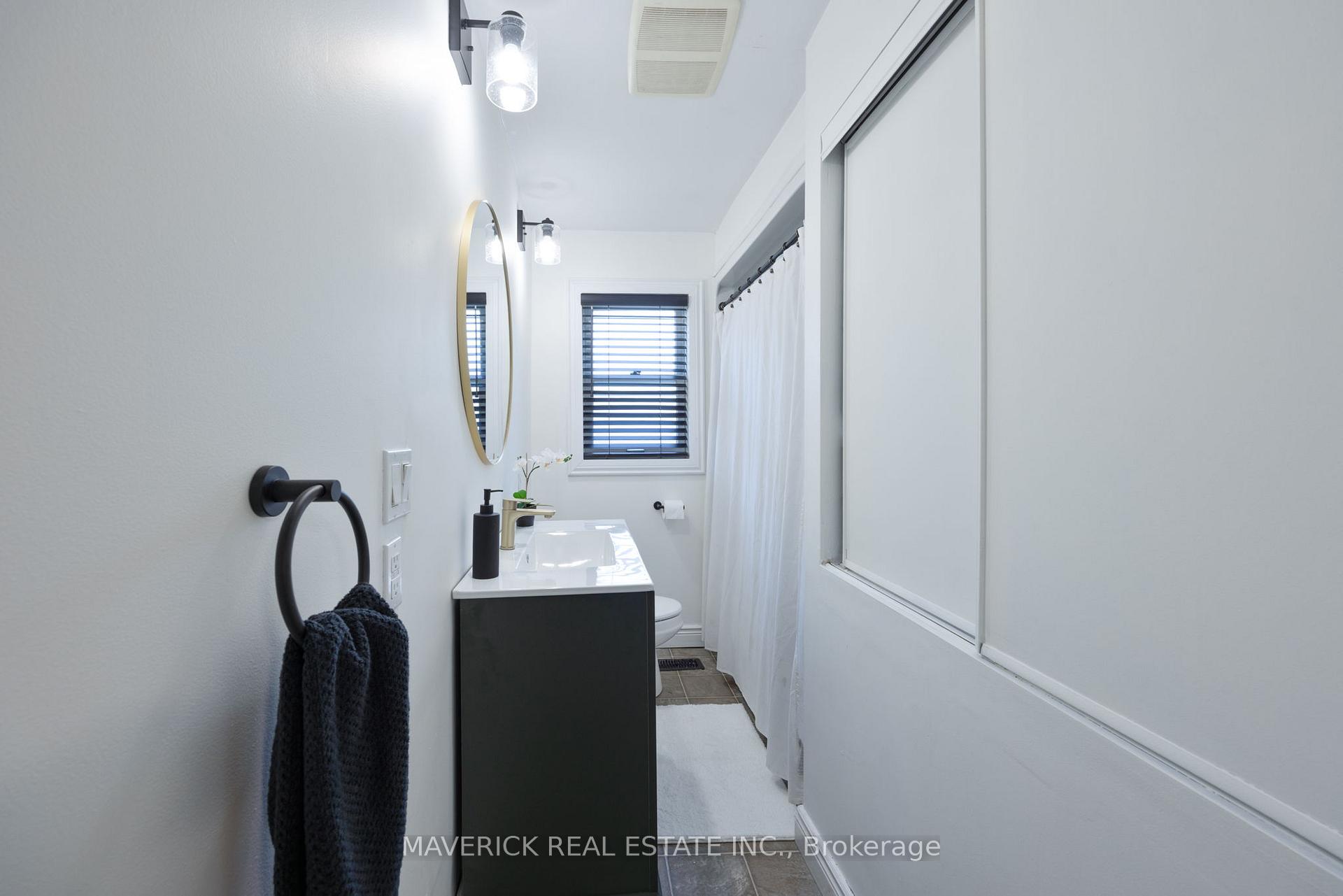 Photo 22 of 22371 Adelaide Road, Strathroy-Caradoc, Mount Brydges — HOMEH