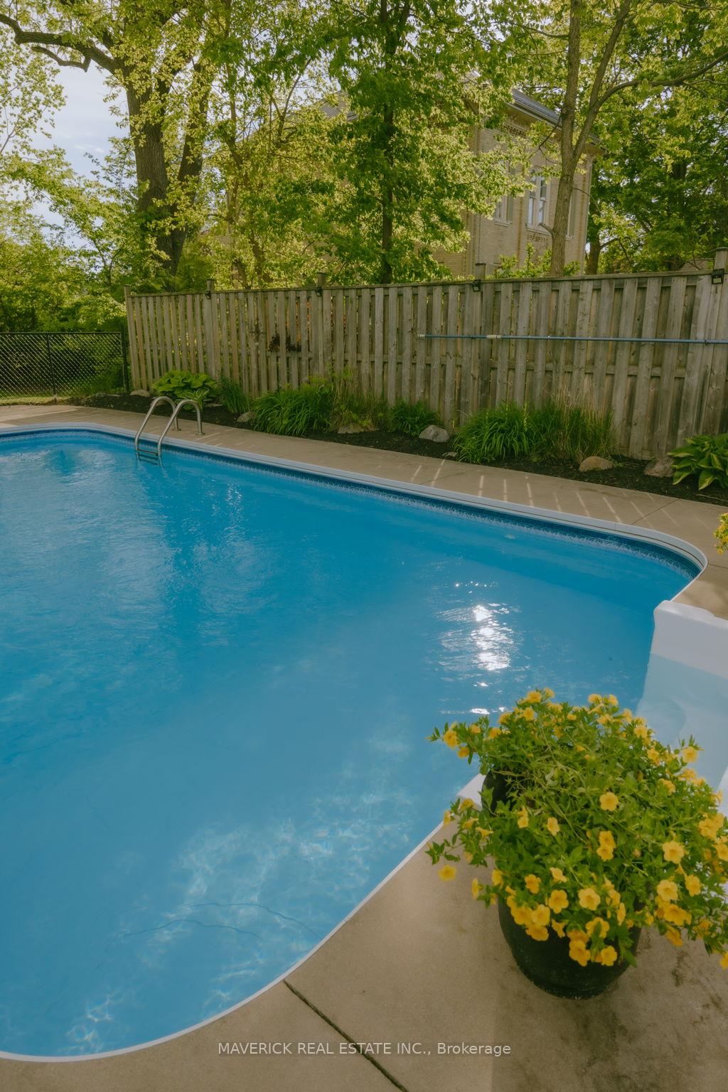 Photo 42 of 22371 Adelaide Road, Strathroy-Caradoc, Mount Brydges — HOMEH