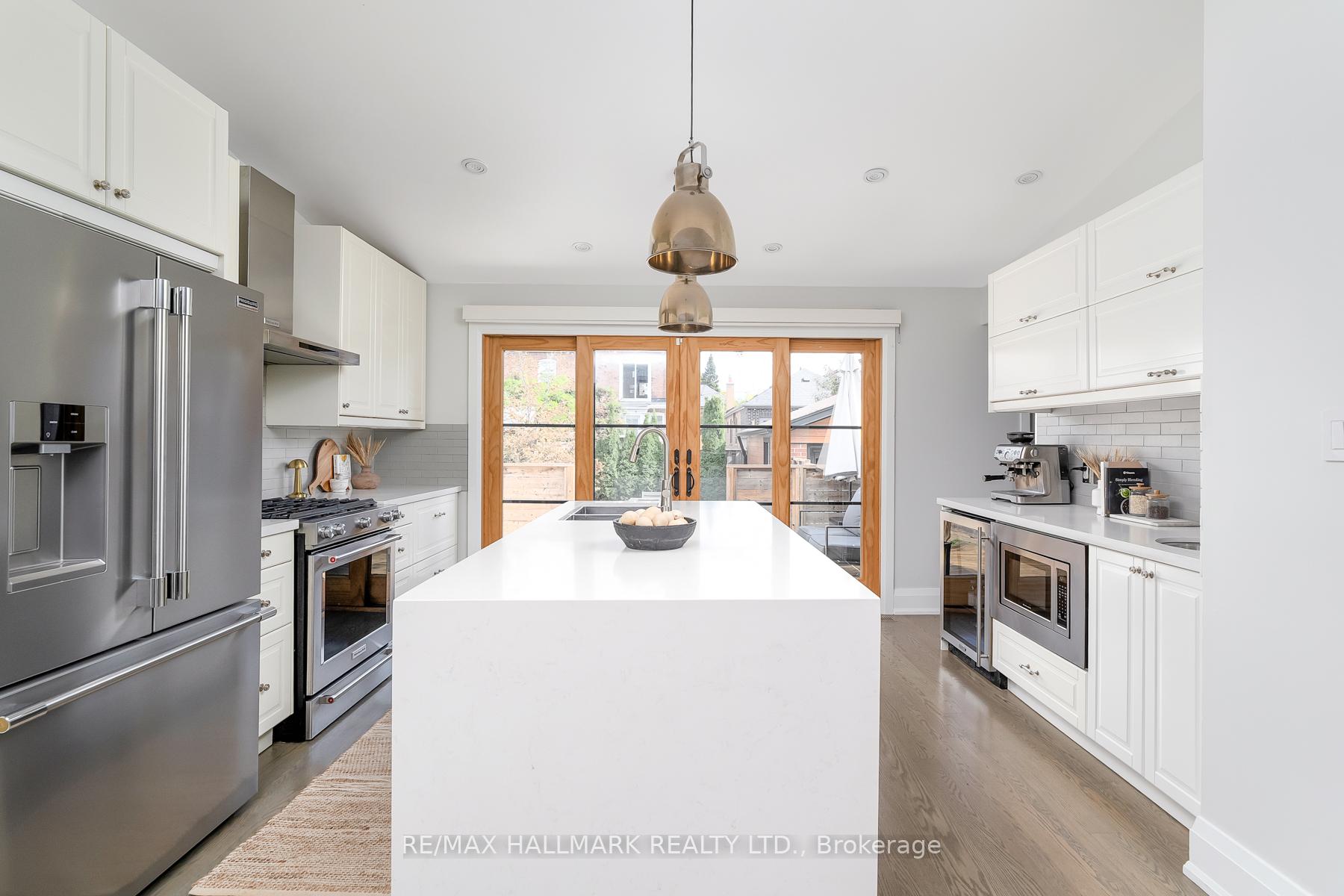 Photo 19 of 29 Lesmount Avenue, Toronto, Danforth Village-East York — HOMEH