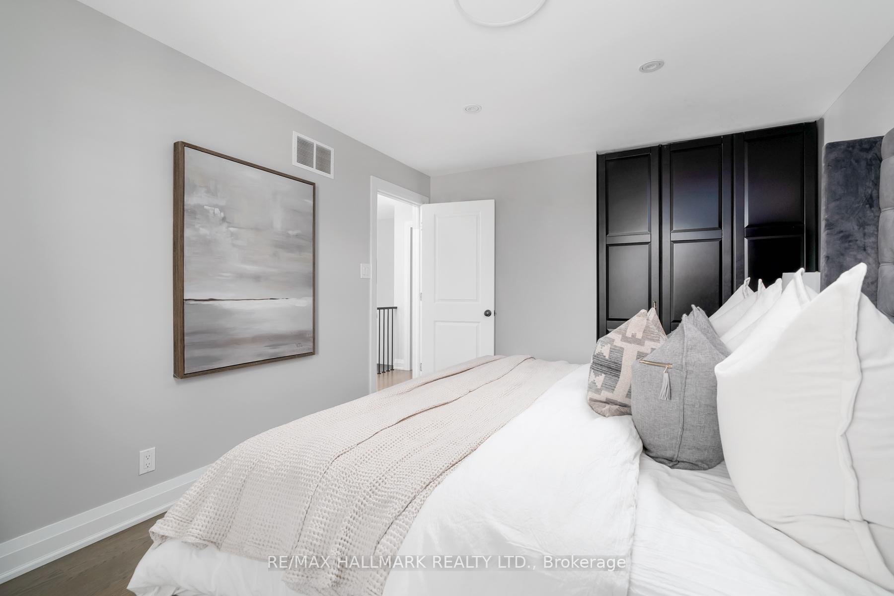 Photo 29 of 29 Lesmount Avenue, Toronto, Danforth Village-East York — HOMEH