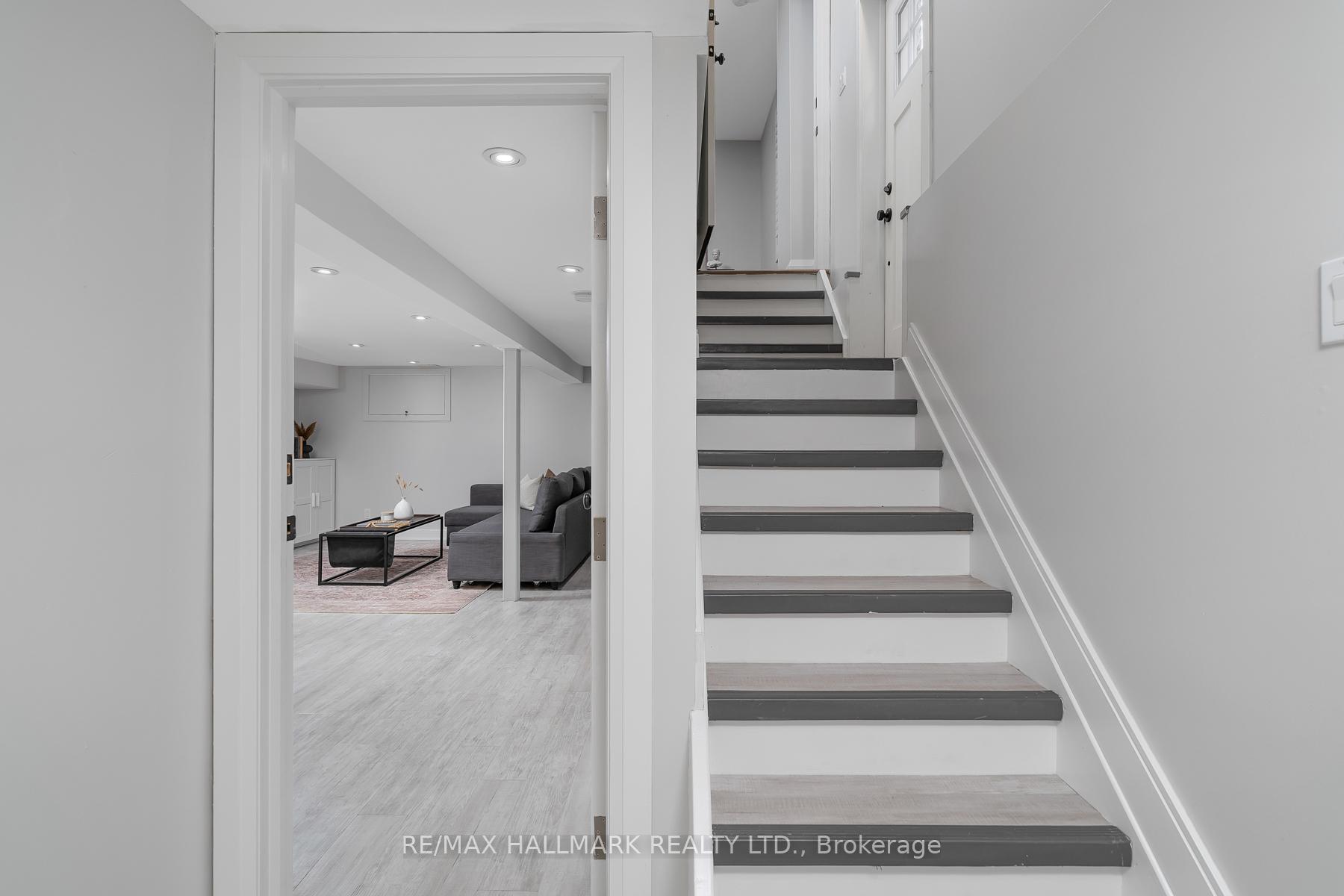 Photo 34 of 29 Lesmount Avenue, Toronto, Danforth Village-East York — HOMEH