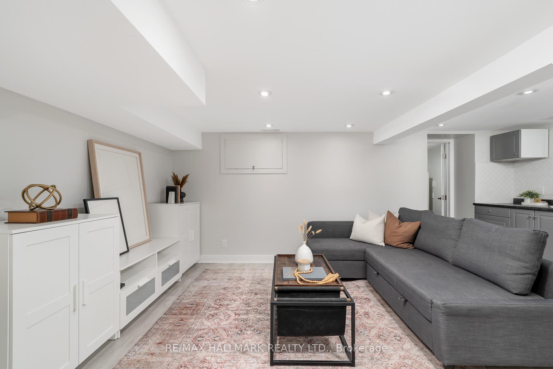 Photo 37 of 29 Lesmount Avenue, Toronto, Danforth Village-East York — HOMEH