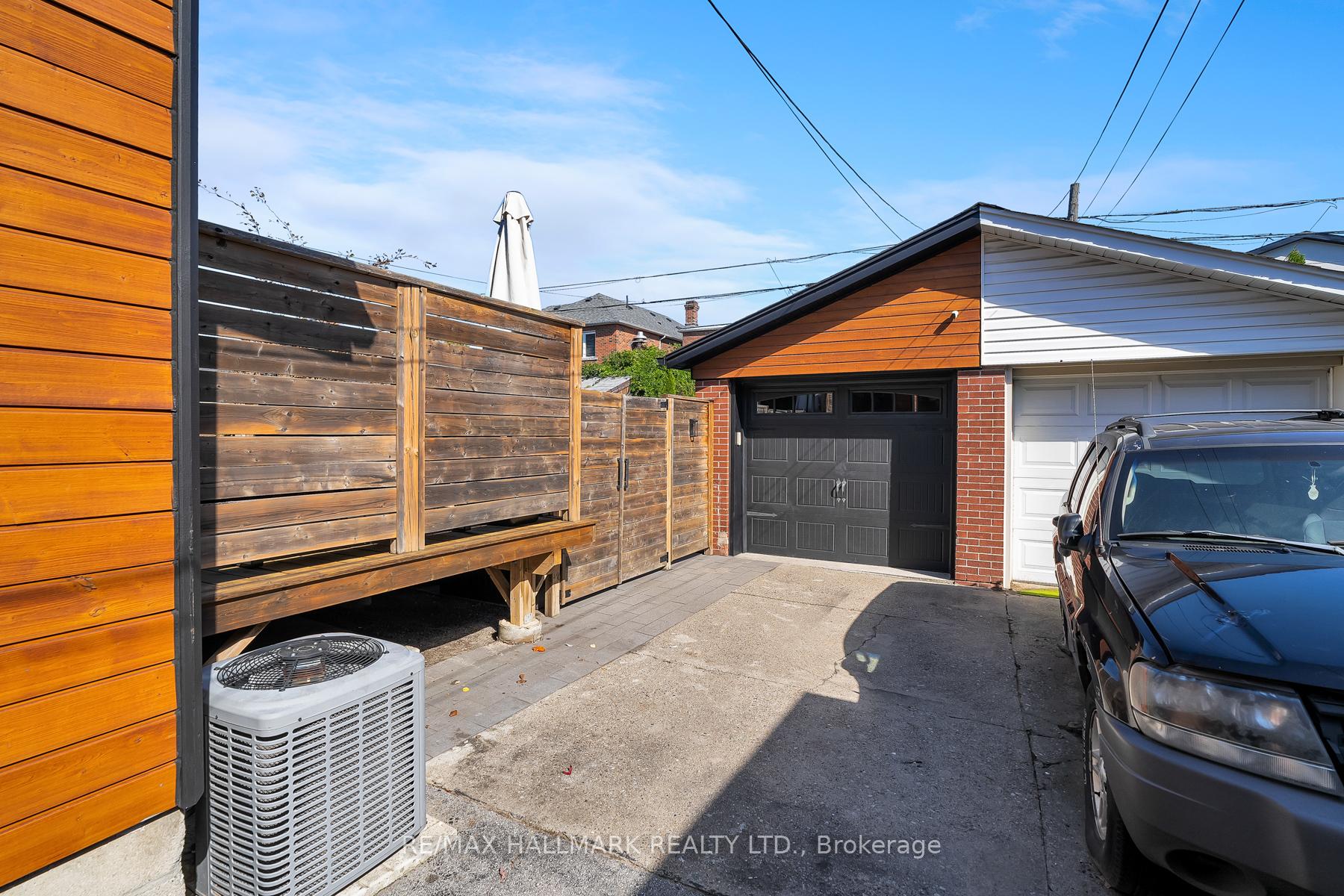 Photo 49 of 29 Lesmount Avenue, Toronto, Danforth Village-East York — HOMEH