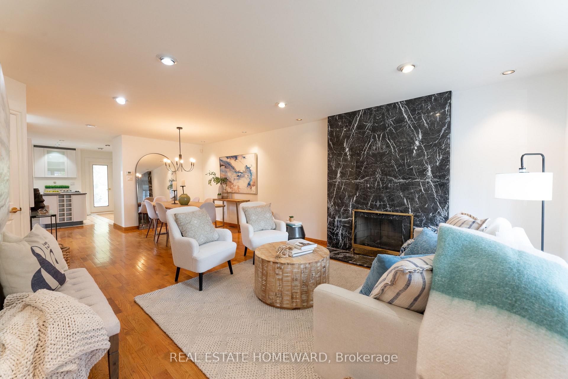 Photo 2 of 416 Roehampton Avenue, Toronto, Mount Pleasant East — HOMEH