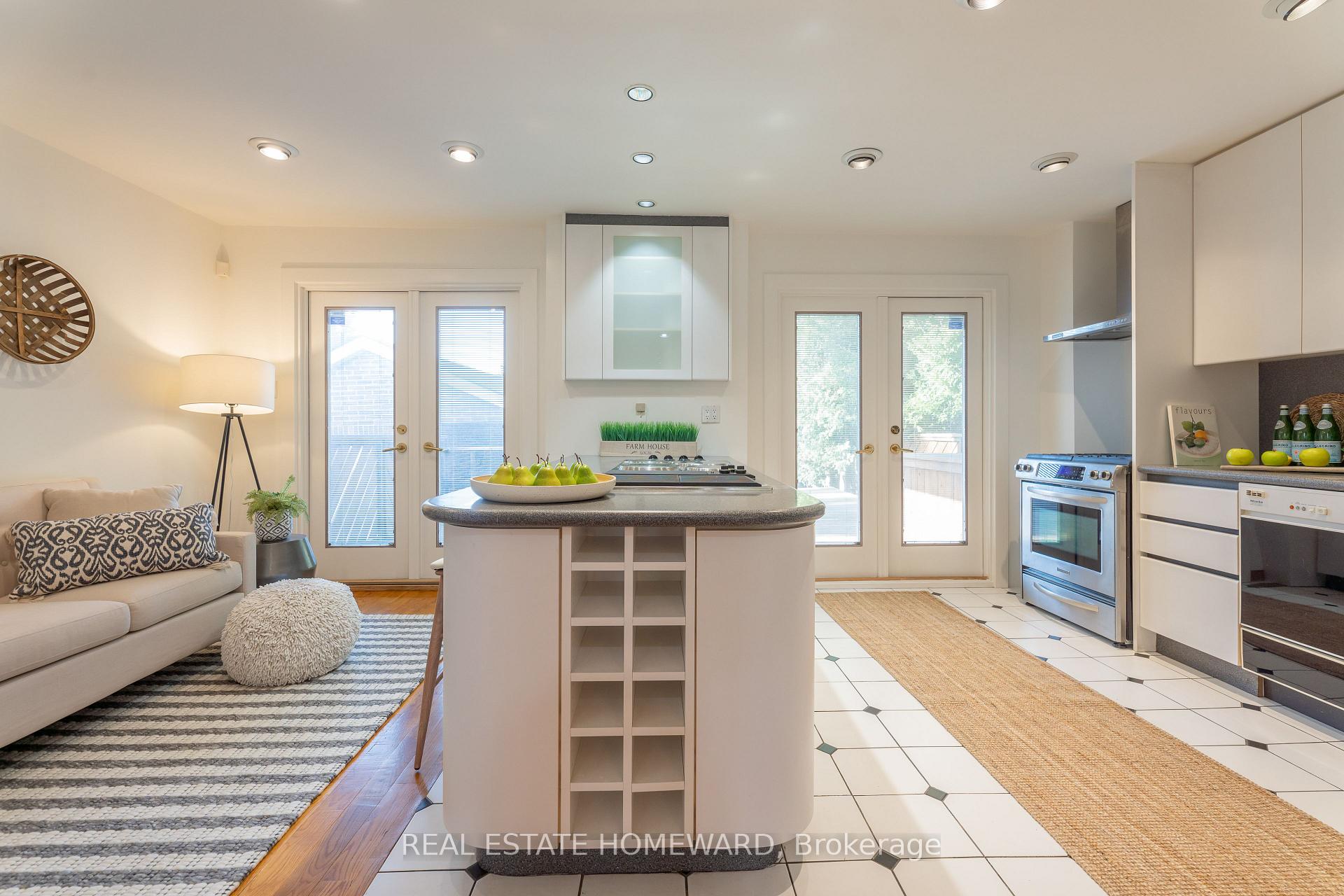 Photo 10 of 416 Roehampton Avenue, Toronto, Mount Pleasant East — HOMEH