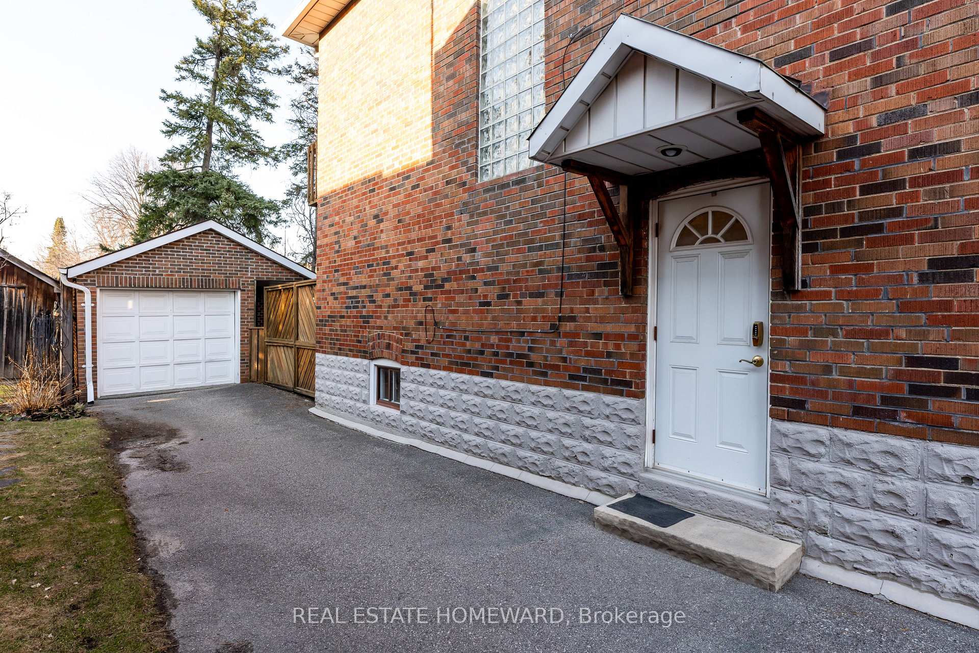 Photo 33 of 416 Roehampton Avenue, Toronto, Mount Pleasant East — HOMEH