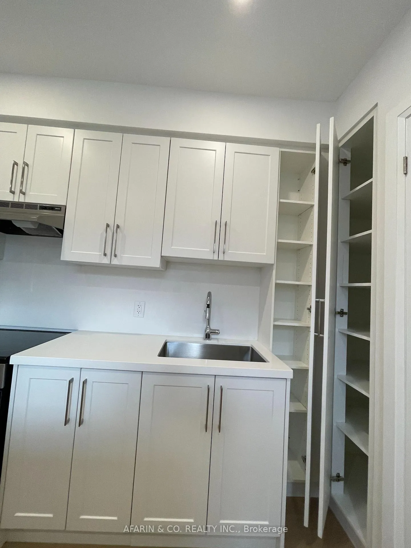 Photo 10 of Unit 1, 79 Cedarvale Avenue, Toronto, East End-Danforth — HOMEH