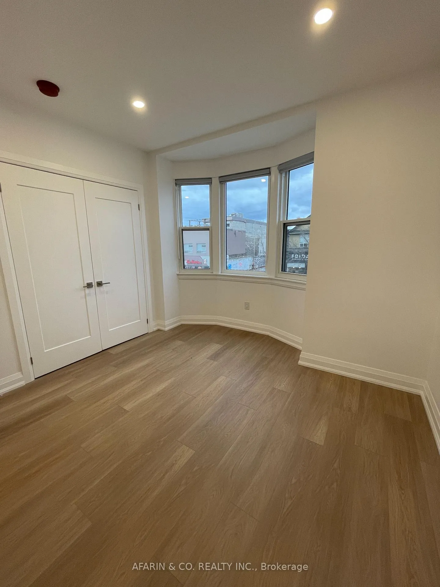 Photo 14 of Unit 1, 79 Cedarvale Avenue, Toronto, East End-Danforth — HOMEH