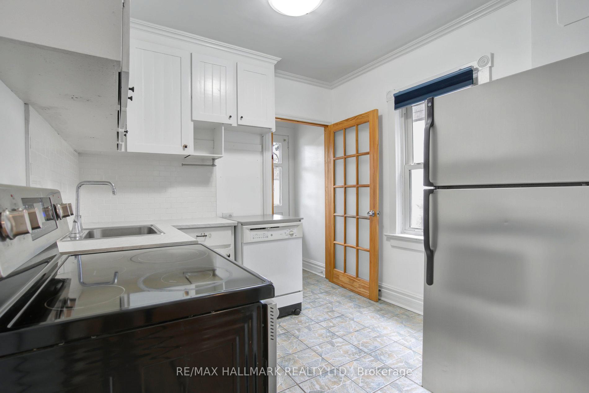 Photo 9 of 9 Costain Avenue, Toronto, East End-Danforth — HOMEH