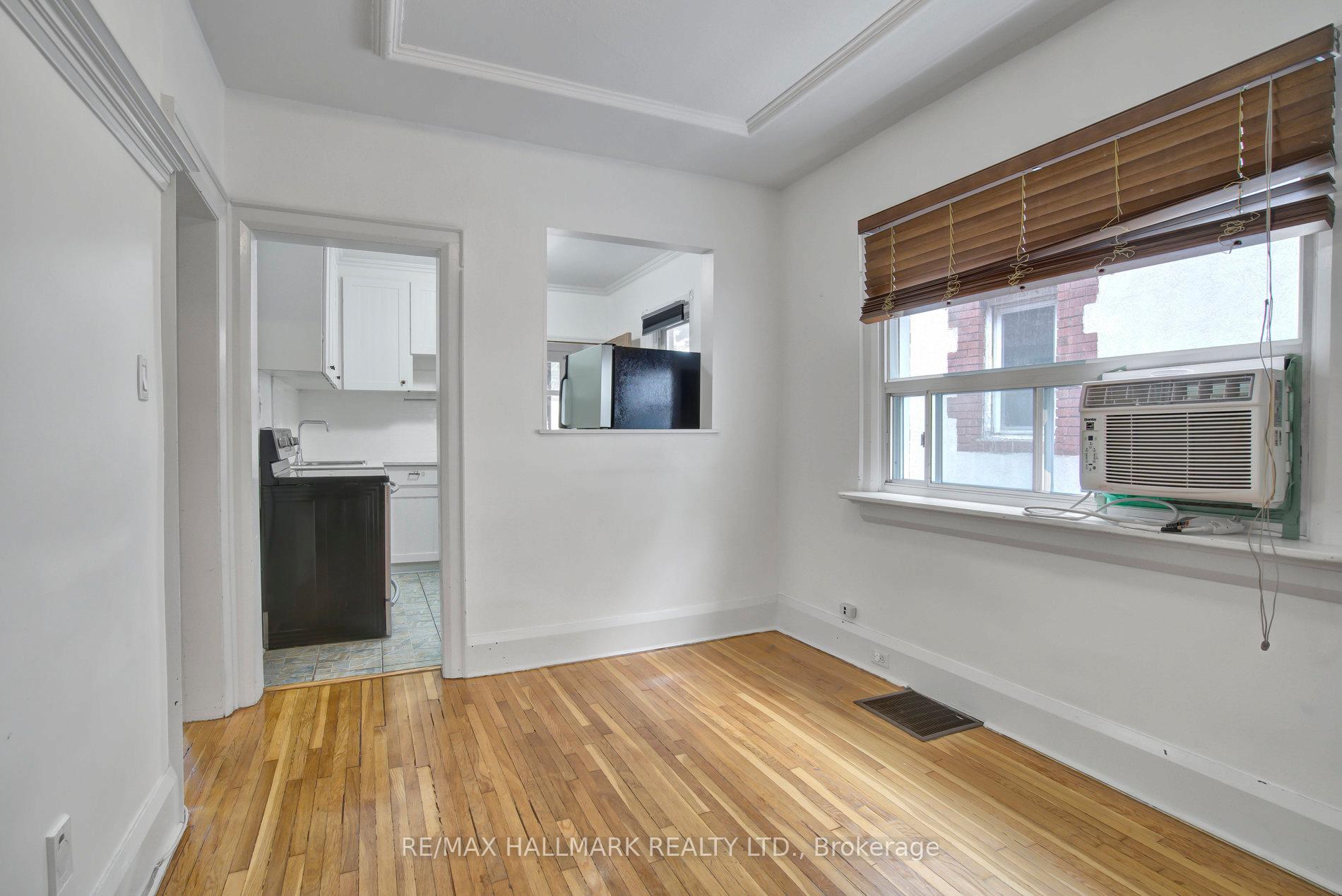 Photo 11 of 9 Costain Avenue, Toronto, East End-Danforth — HOMEH