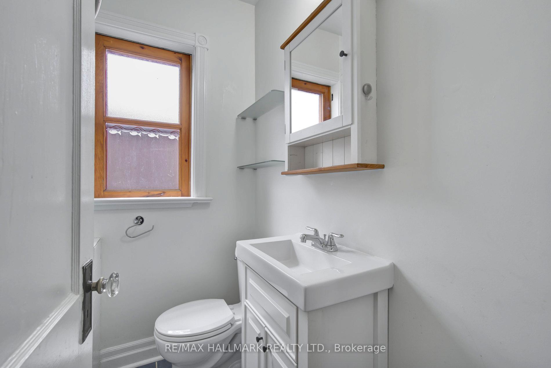 Photo 16 of 9 Costain Avenue, Toronto, East End-Danforth — HOMEH