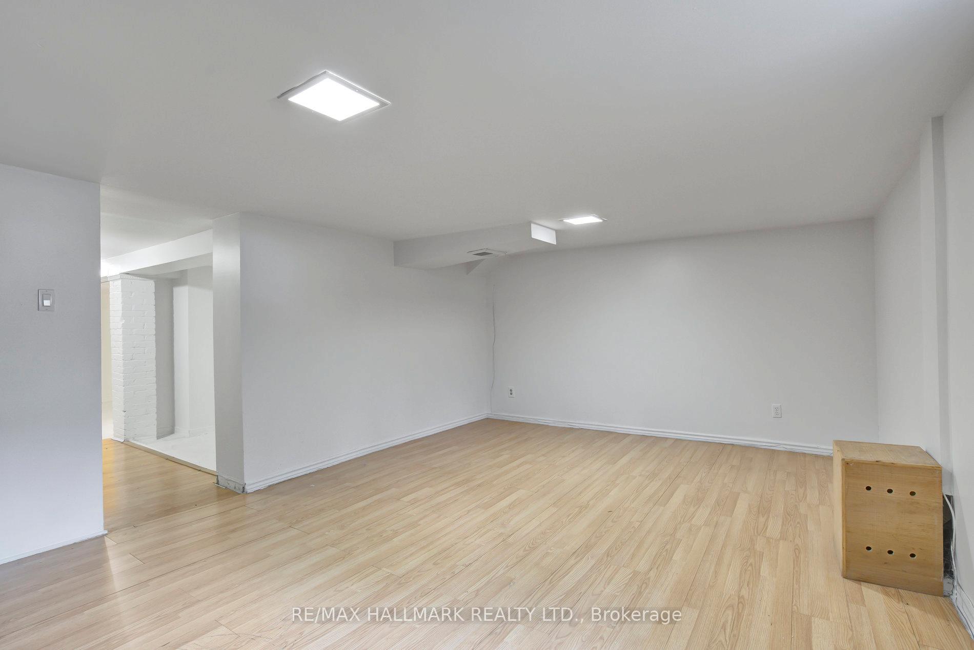 Photo 18 of 9 Costain Avenue, Toronto, East End-Danforth — HOMEH