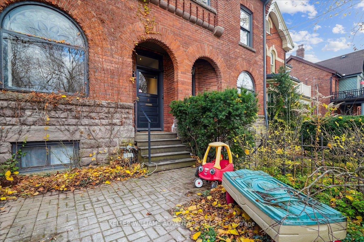 Photo 12 of 401 Carlton Street, Toronto, Cabbagetown-South St. James Town — HOMEH