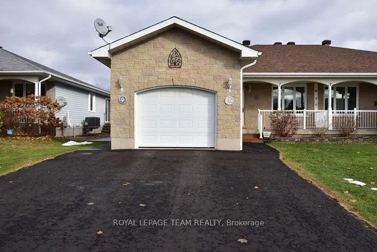 Photo 1 of 5516 Meadowbrook Drive, South Dundas, Iroquois — HOMEH