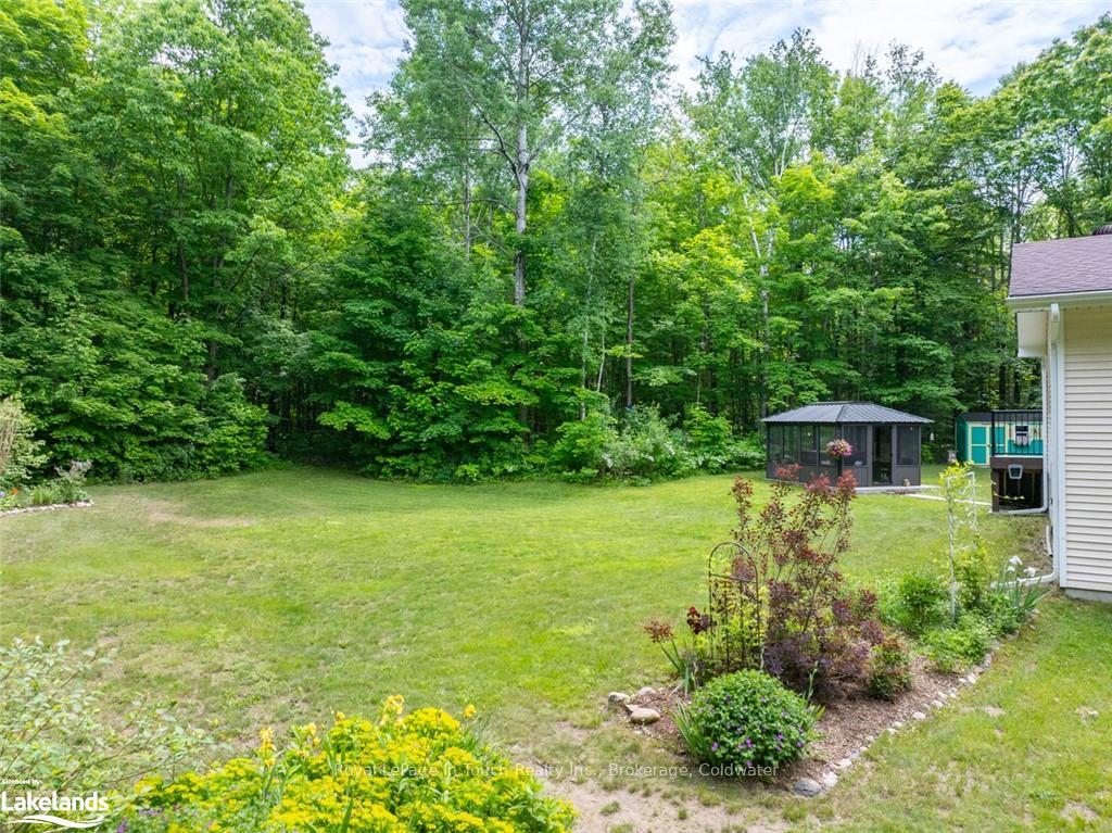 Photo 10 of 1445 Rosemount Road, Tay, Rural Tay — HOMEH