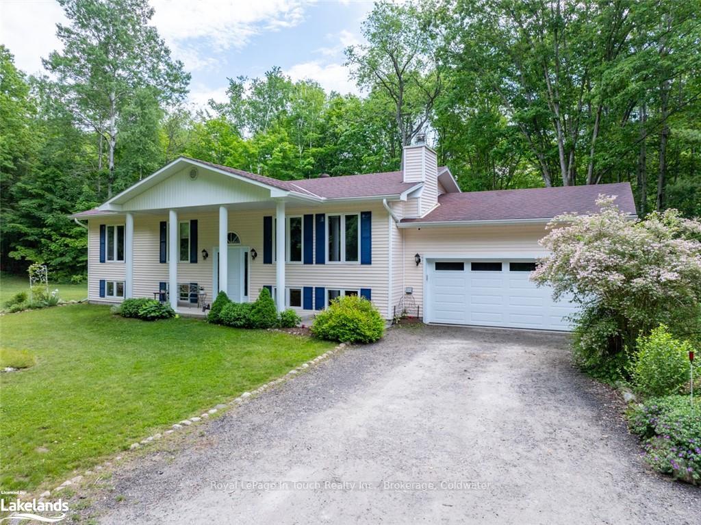 Photo 15 of 1445 Rosemount Road, Tay, Rural Tay — HOMEH