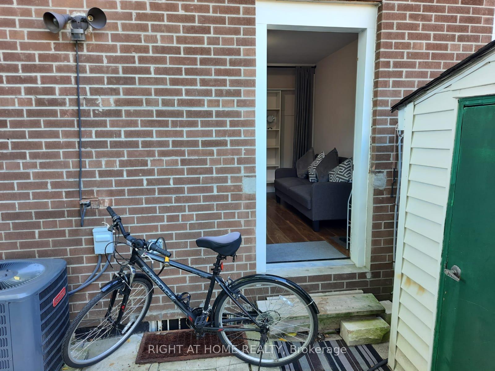 Photo 3 of Unit Lower, 24 Crewe Avenue, Toronto, Woodbine-Lumsden — HOMEH