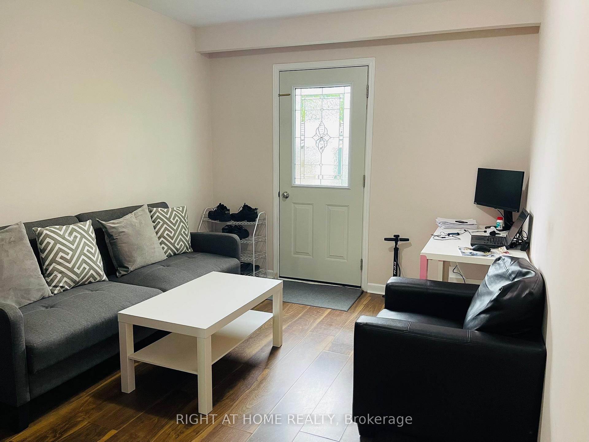 Photo 5 of Unit Lower, 24 Crewe Avenue, Toronto, Woodbine-Lumsden — HOMEH