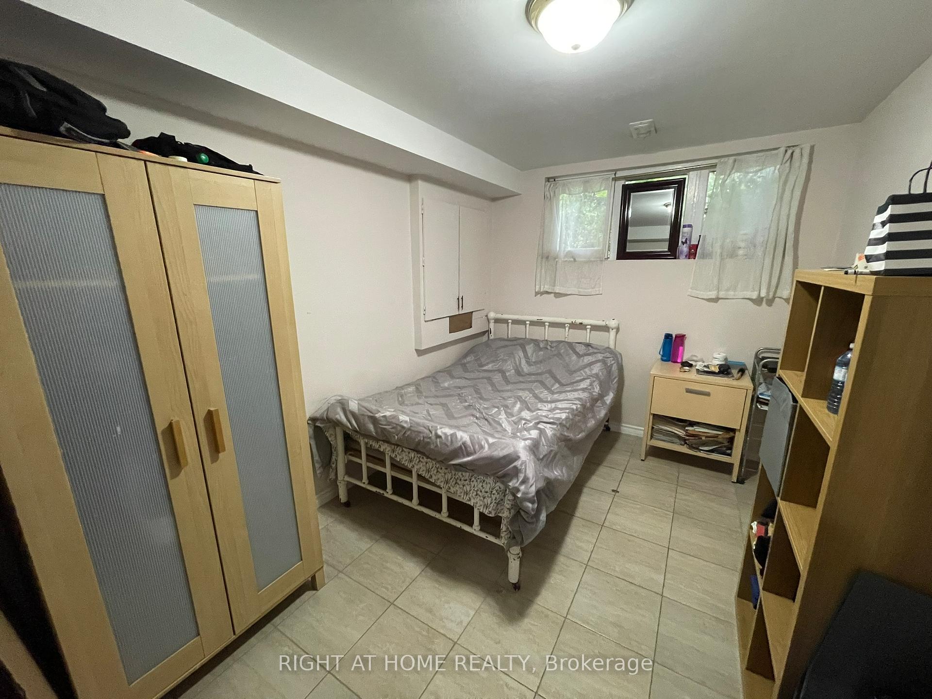 Photo 12 of Unit Lower, 24 Crewe Avenue, Toronto, Woodbine-Lumsden — HOMEH