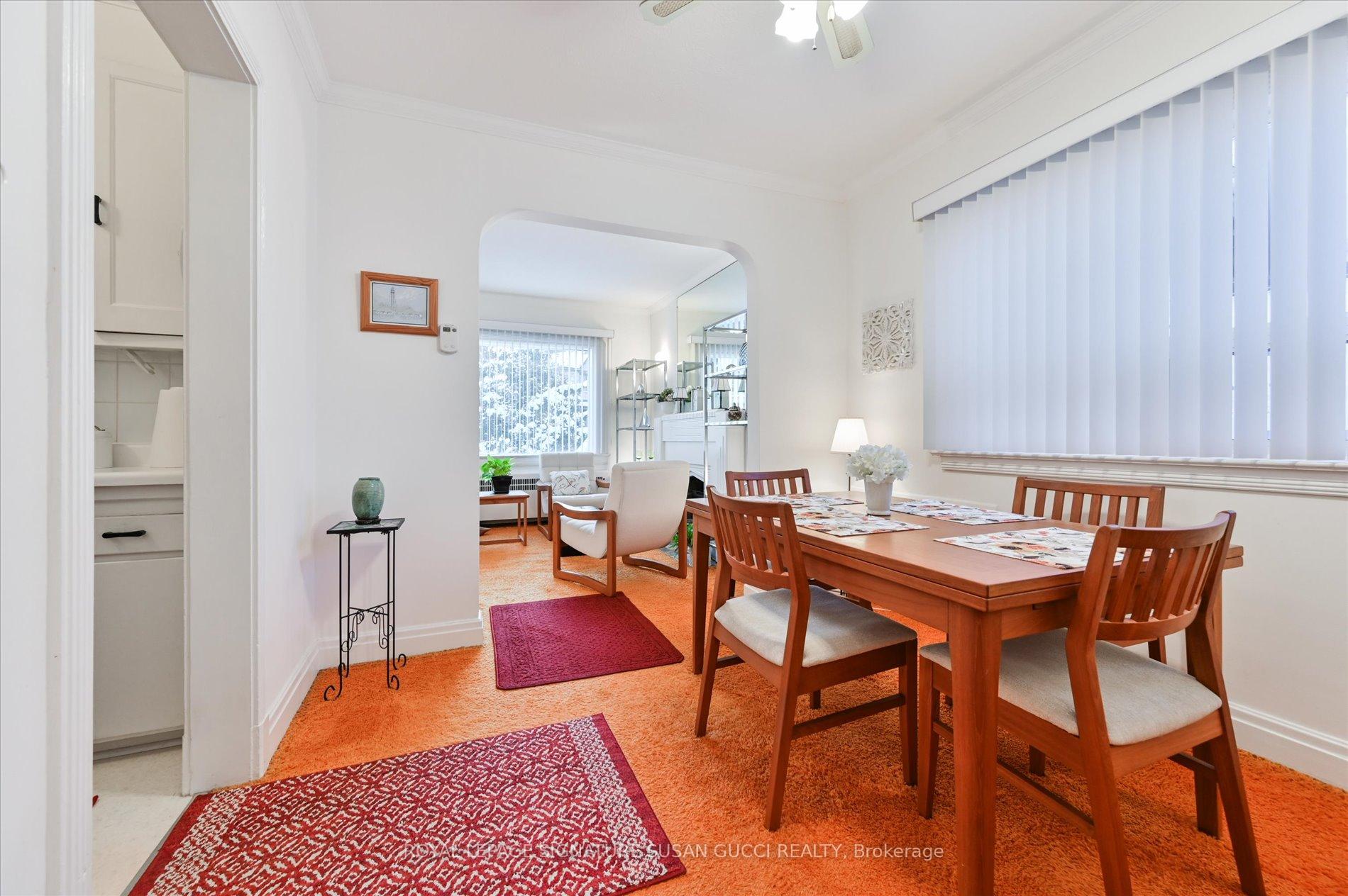 Photo 9 of 14 Dustan Crescent, Toronto, East York — HOMEH