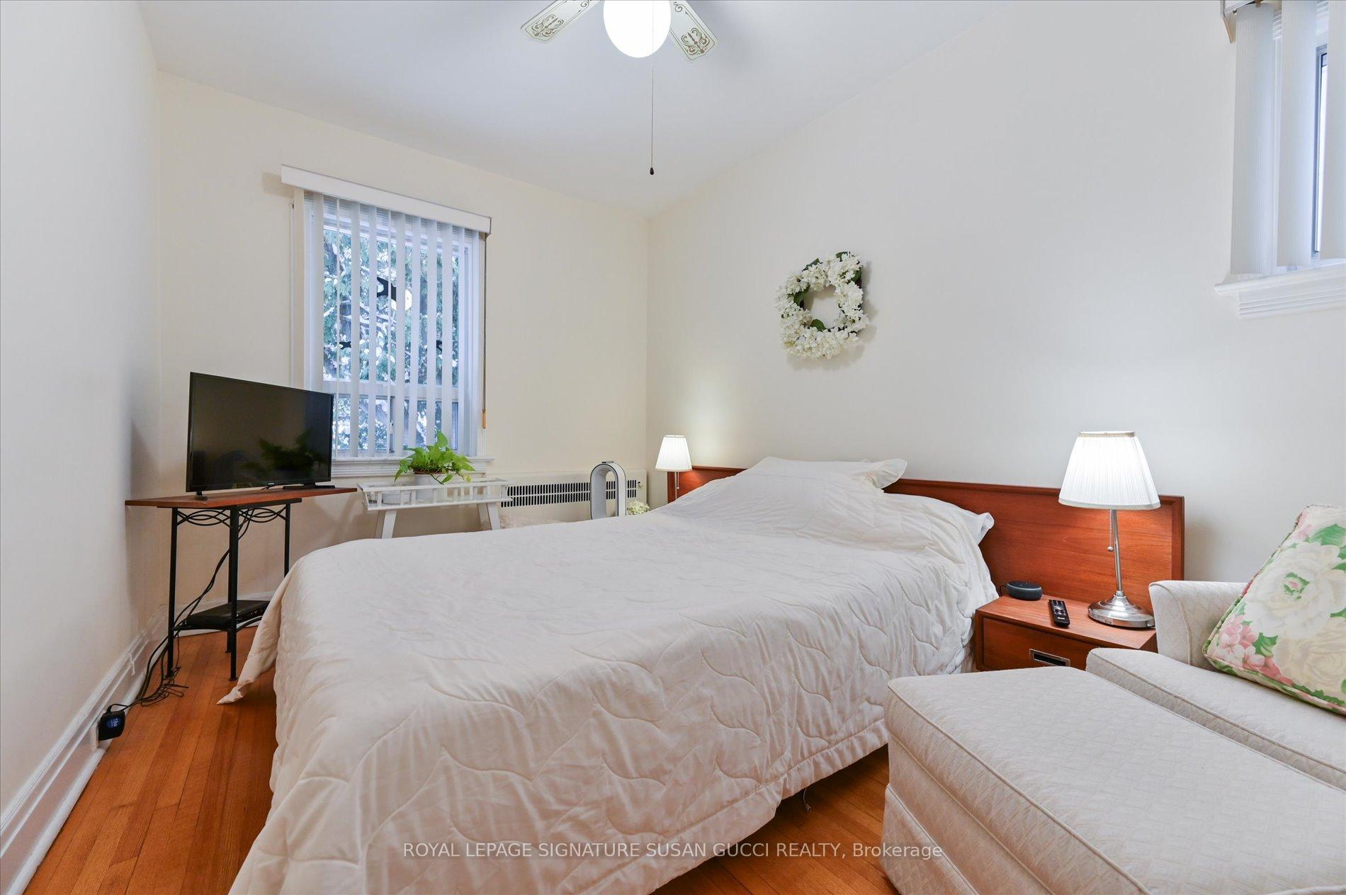 Photo 14 of 14 Dustan Crescent, Toronto, East York — HOMEH