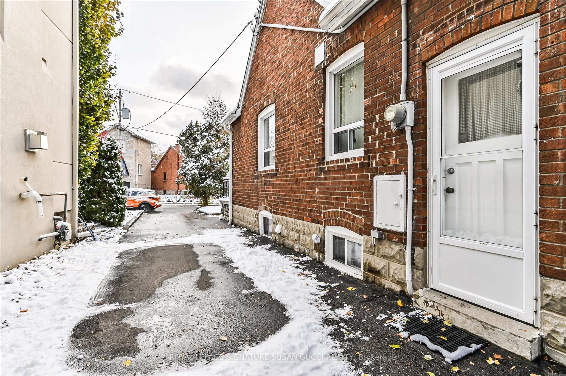 Photo 19 of 14 Dustan Crescent, Toronto, East York — HOMEH