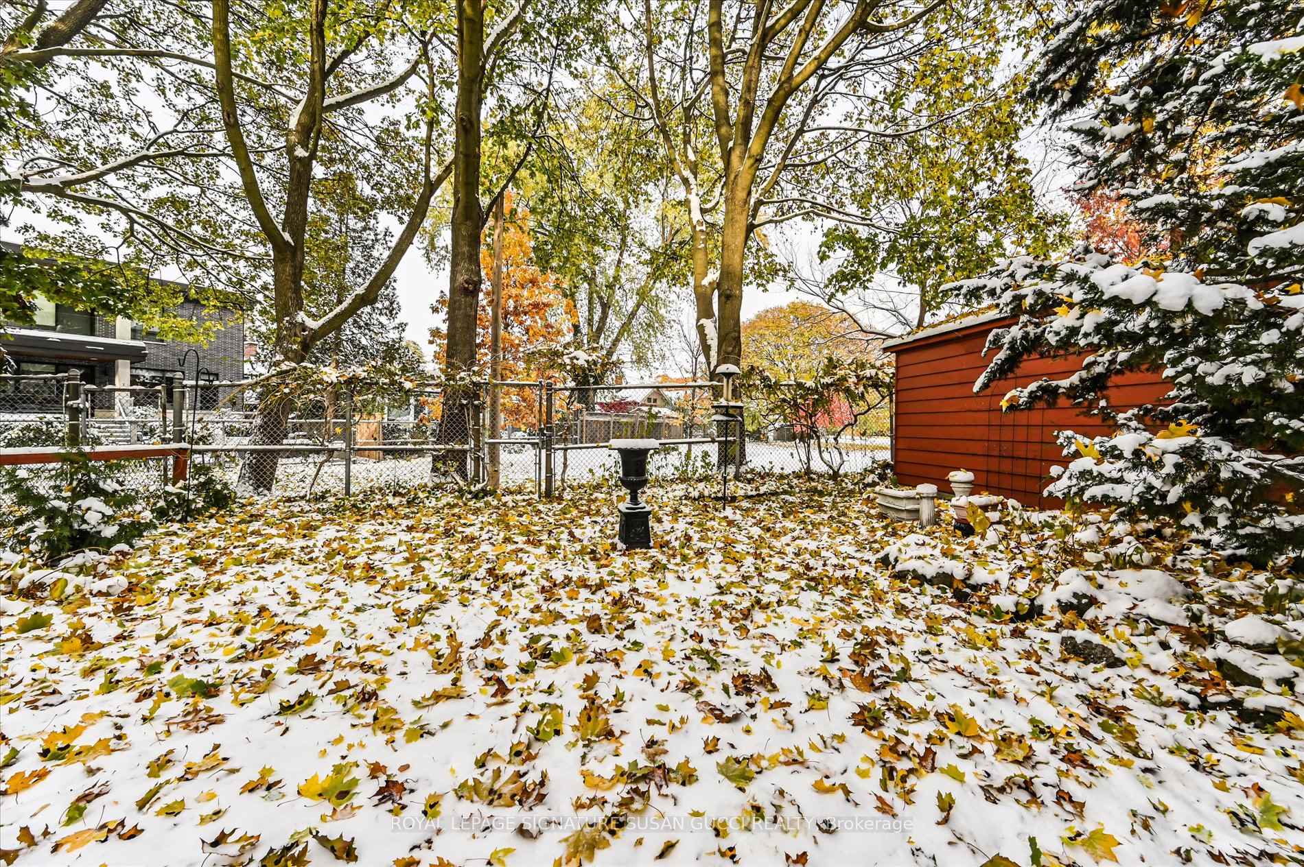 Photo 23 of 14 Dustan Crescent, Toronto, East York — HOMEH
