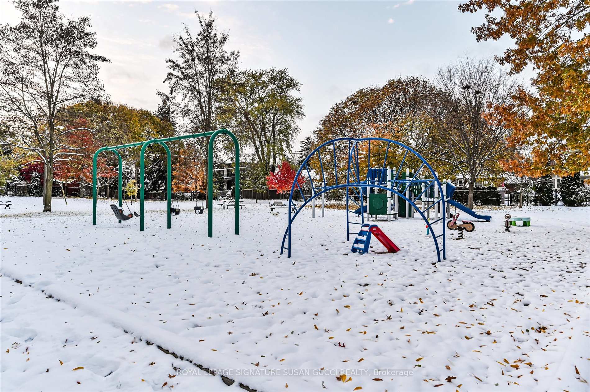 Photo 25 of 14 Dustan Crescent, Toronto, East York — HOMEH