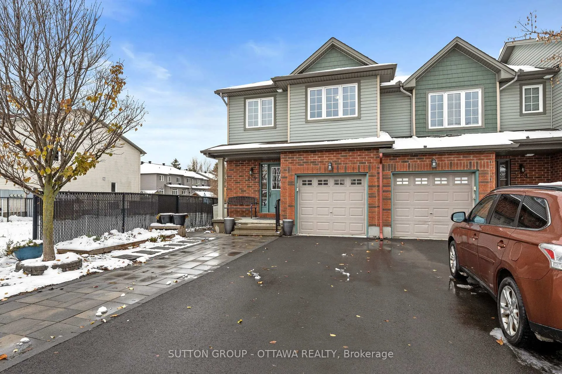 Photo 2 of 225 Vision Street, Ottawa, Riverside South/Gloucester Glen — HOMEH