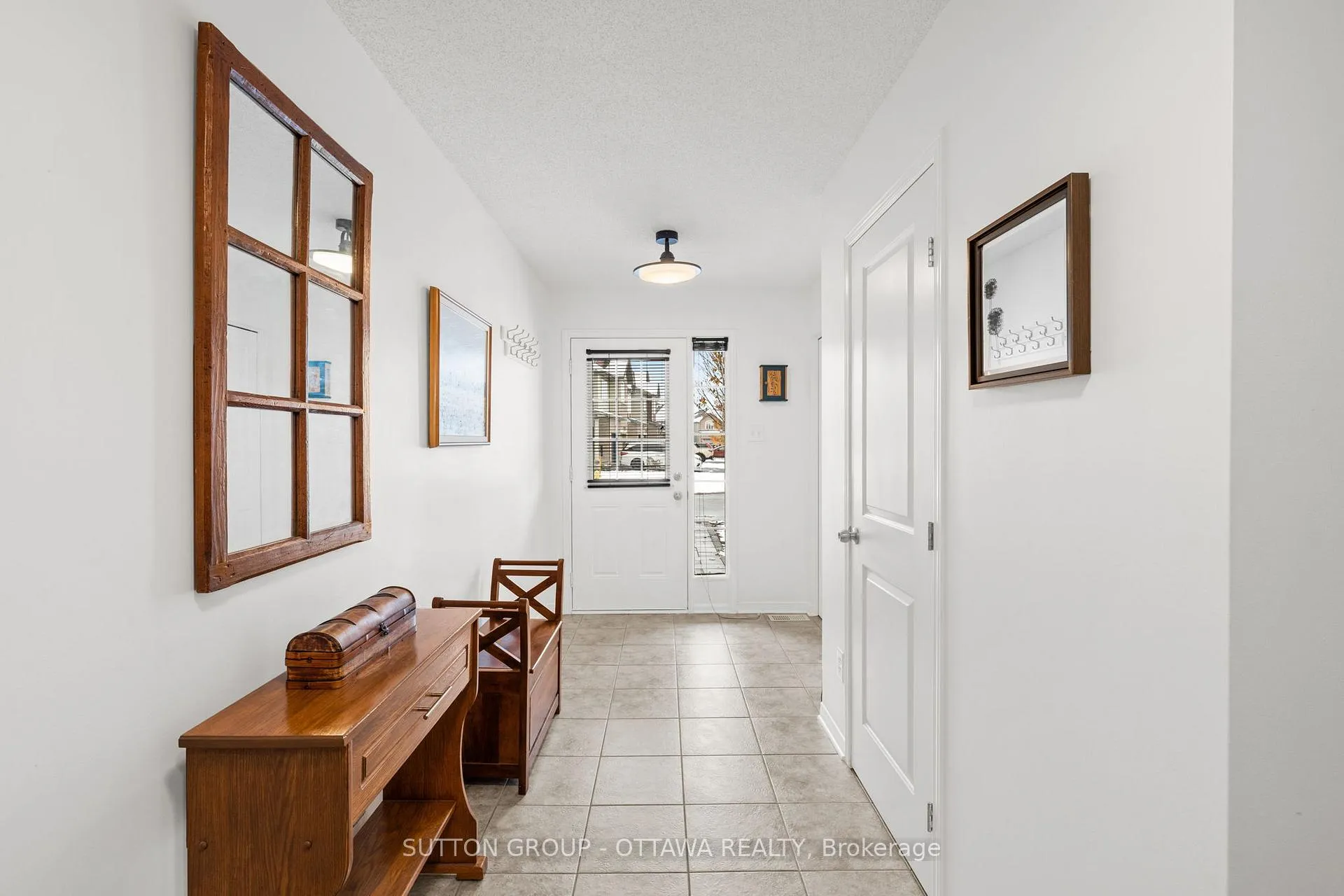 Photo 4 of 225 Vision Street, Ottawa, Riverside South/Gloucester Glen — HOMEH