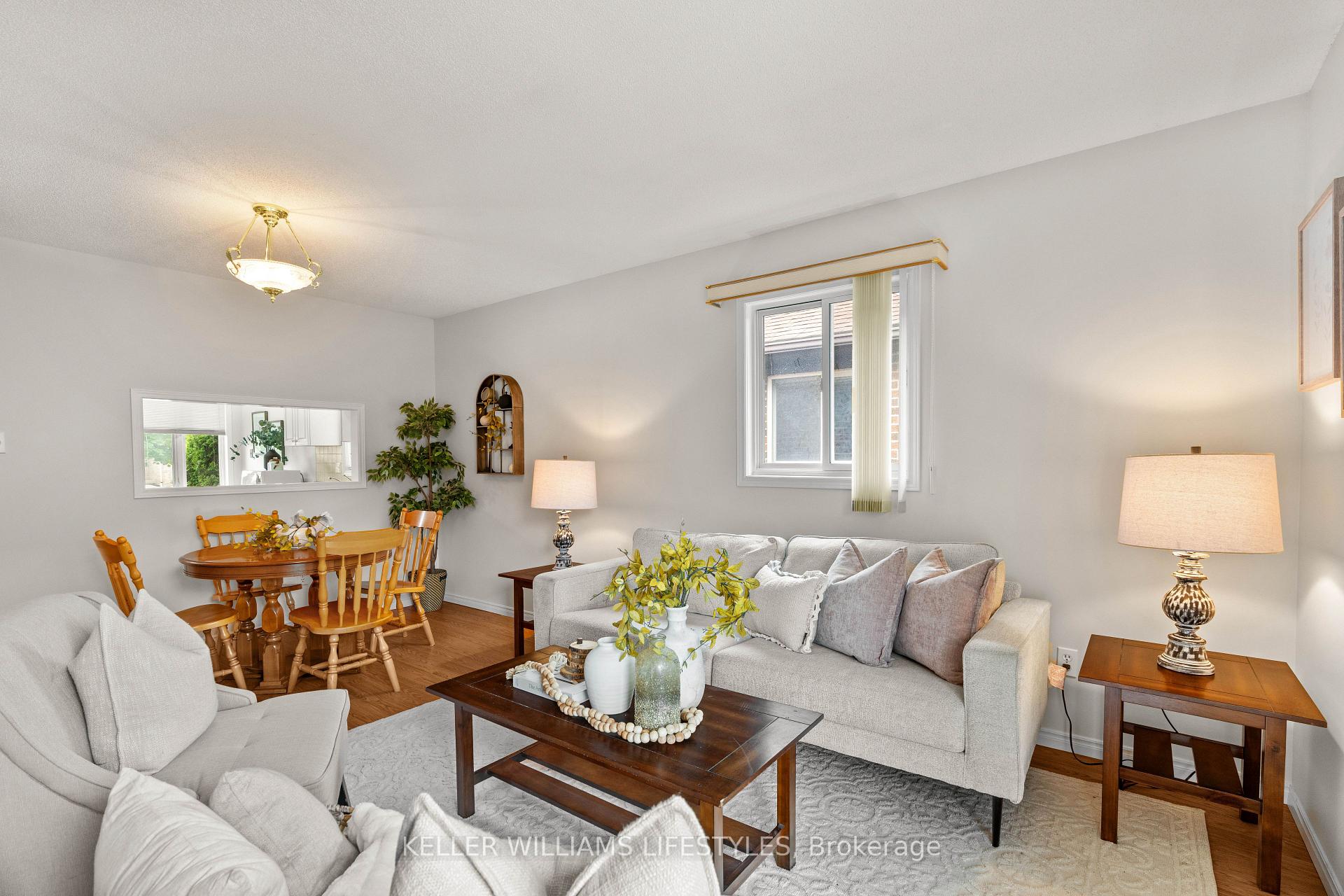 Photo 19 of 45 Hickory Boulevard W, Strathroy-Caradoc, SE — HOMEH