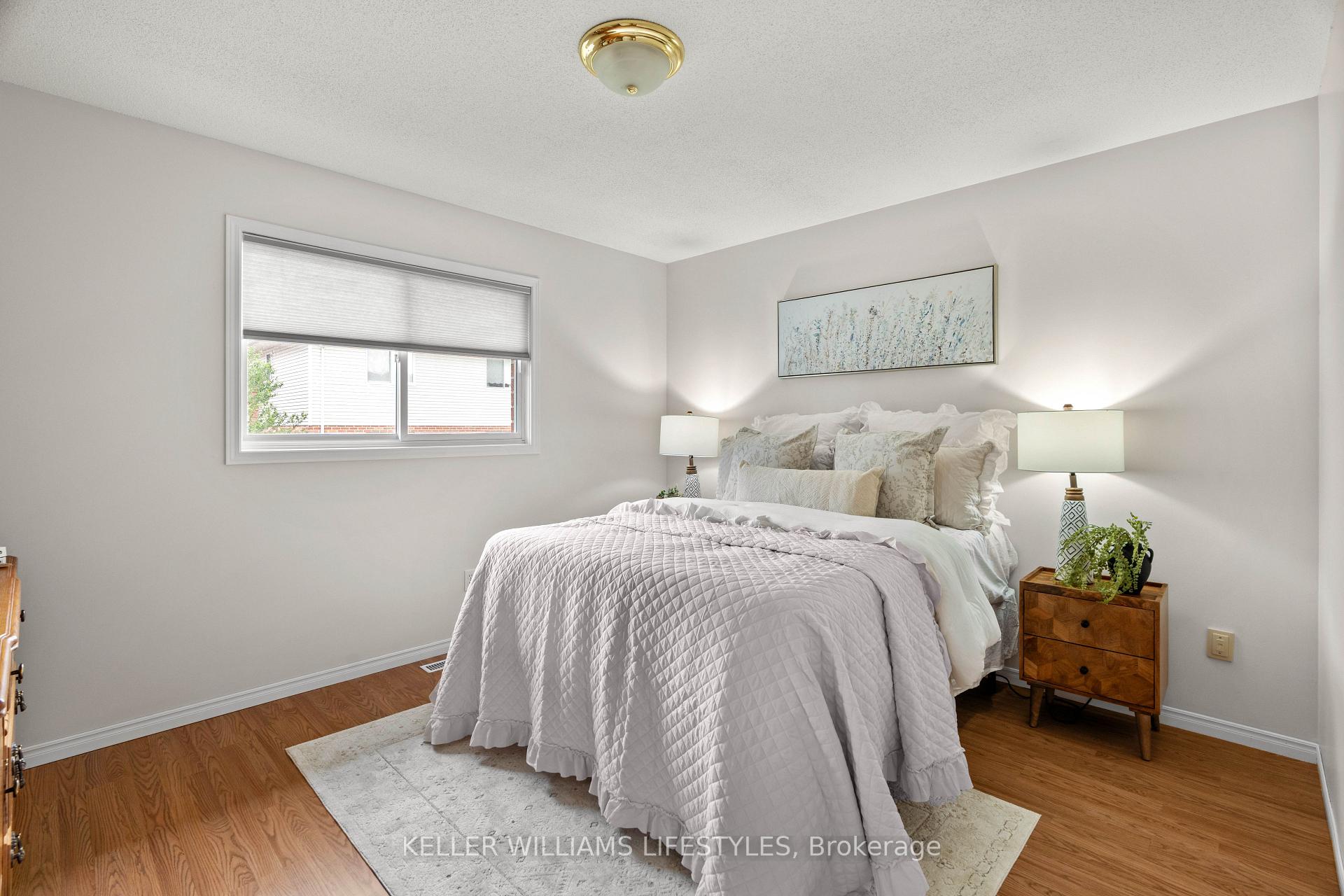 Photo 25 of 45 Hickory Boulevard W, Strathroy-Caradoc, SE — HOMEH