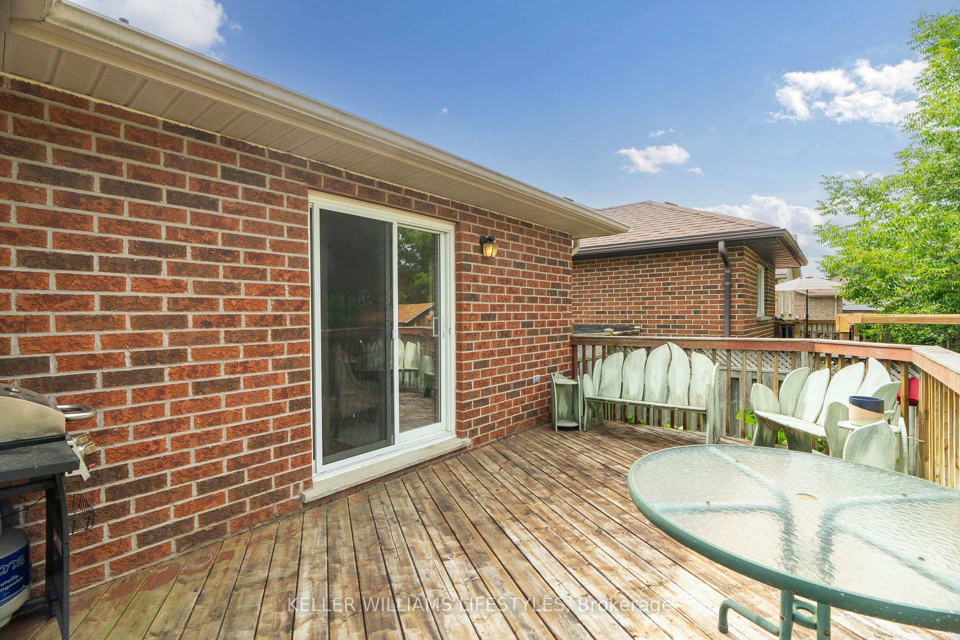 Photo 37 of 45 Hickory Boulevard W, Strathroy-Caradoc, SE — HOMEH