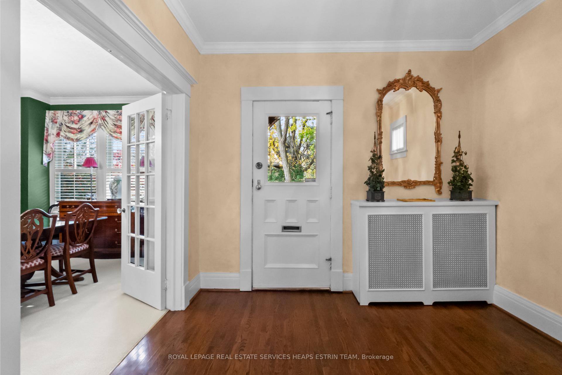Photo 3 of 73 Castle Frank Crescent, Toronto, Cabbagetown-South St. James Town — HOMEH