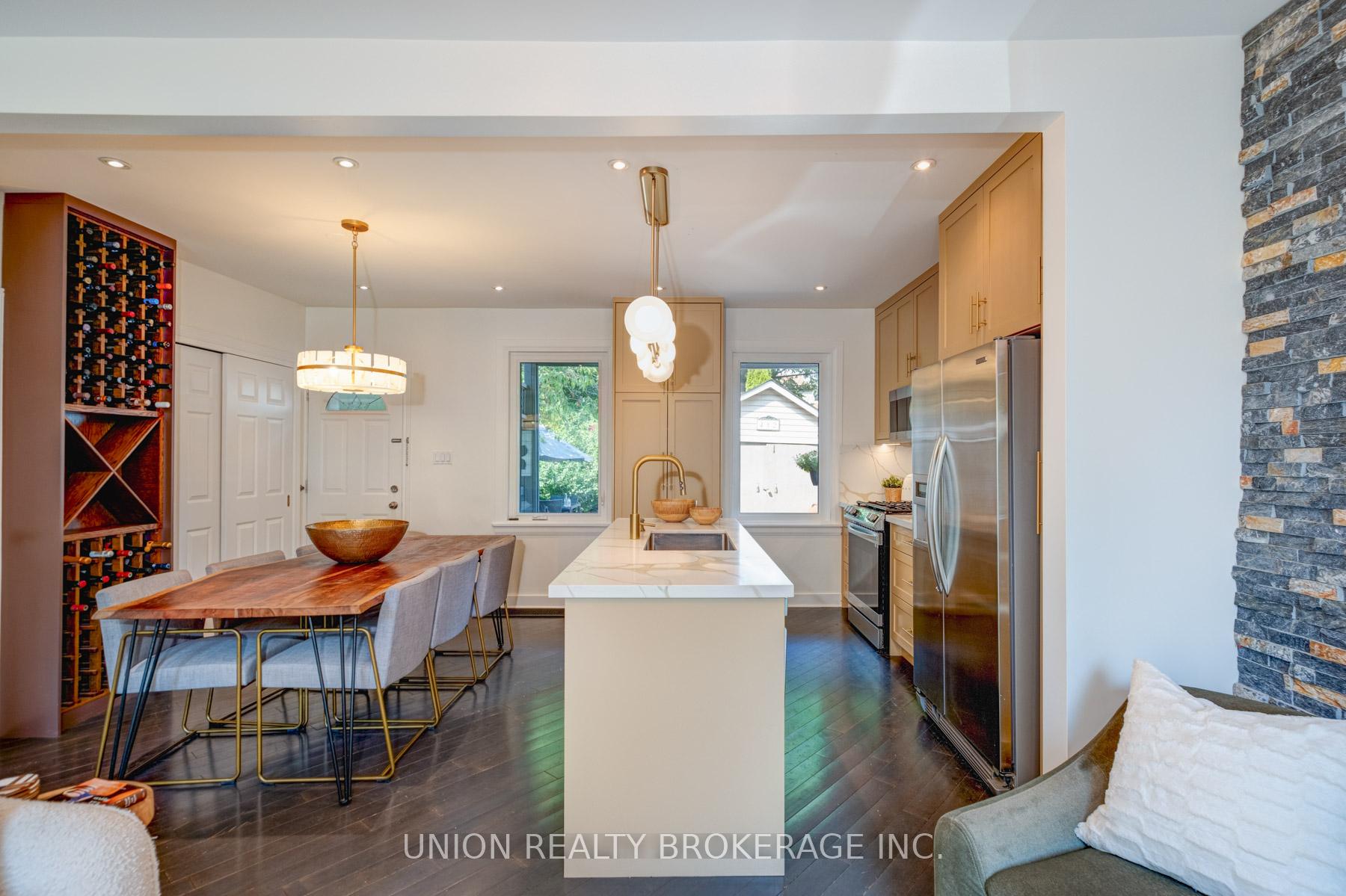Photo 6 of 412 Coxwell Avenue, Toronto, Greenwood-Coxwell — HOMEH