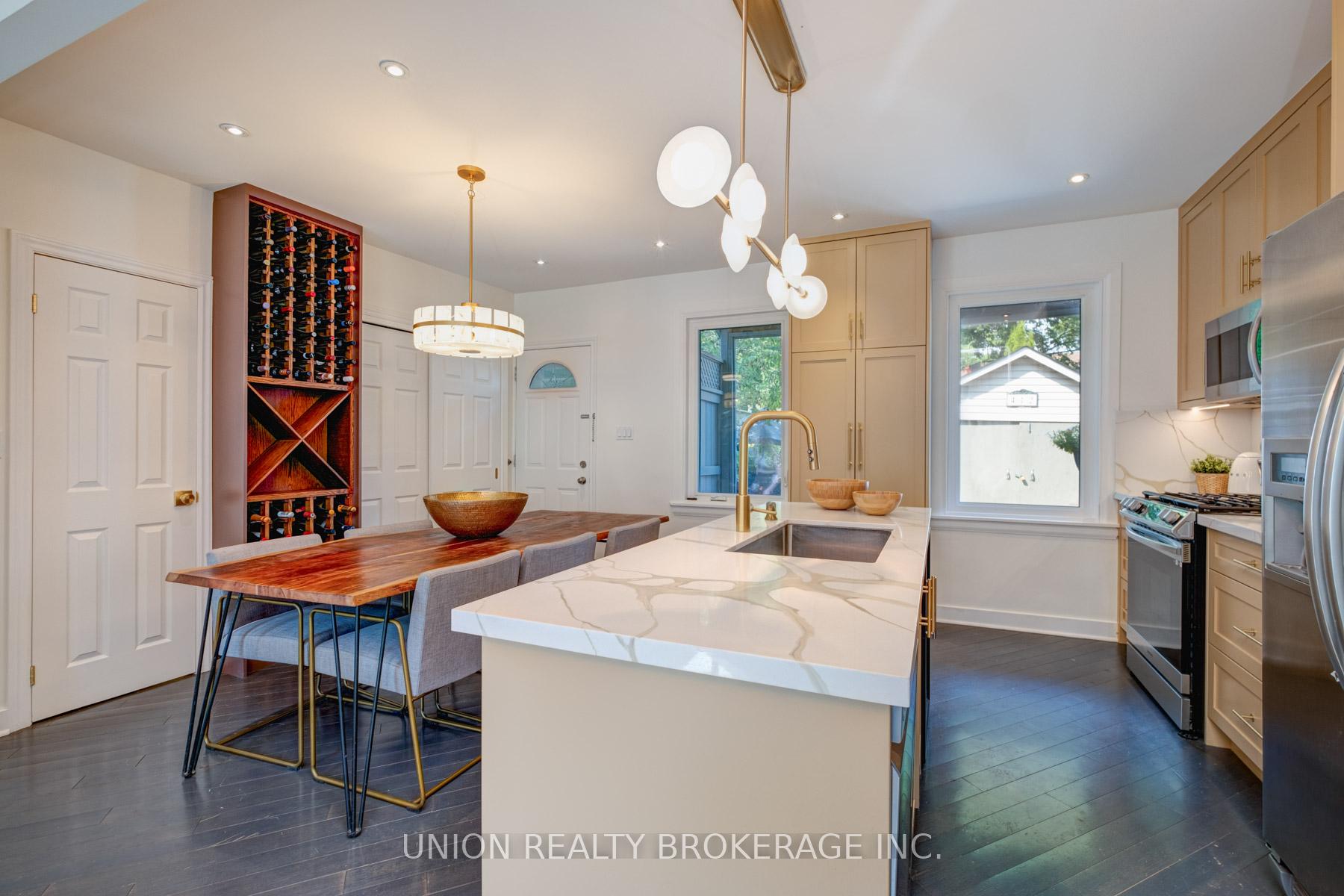 Photo 7 of 412 Coxwell Avenue, Toronto, Greenwood-Coxwell — HOMEH
