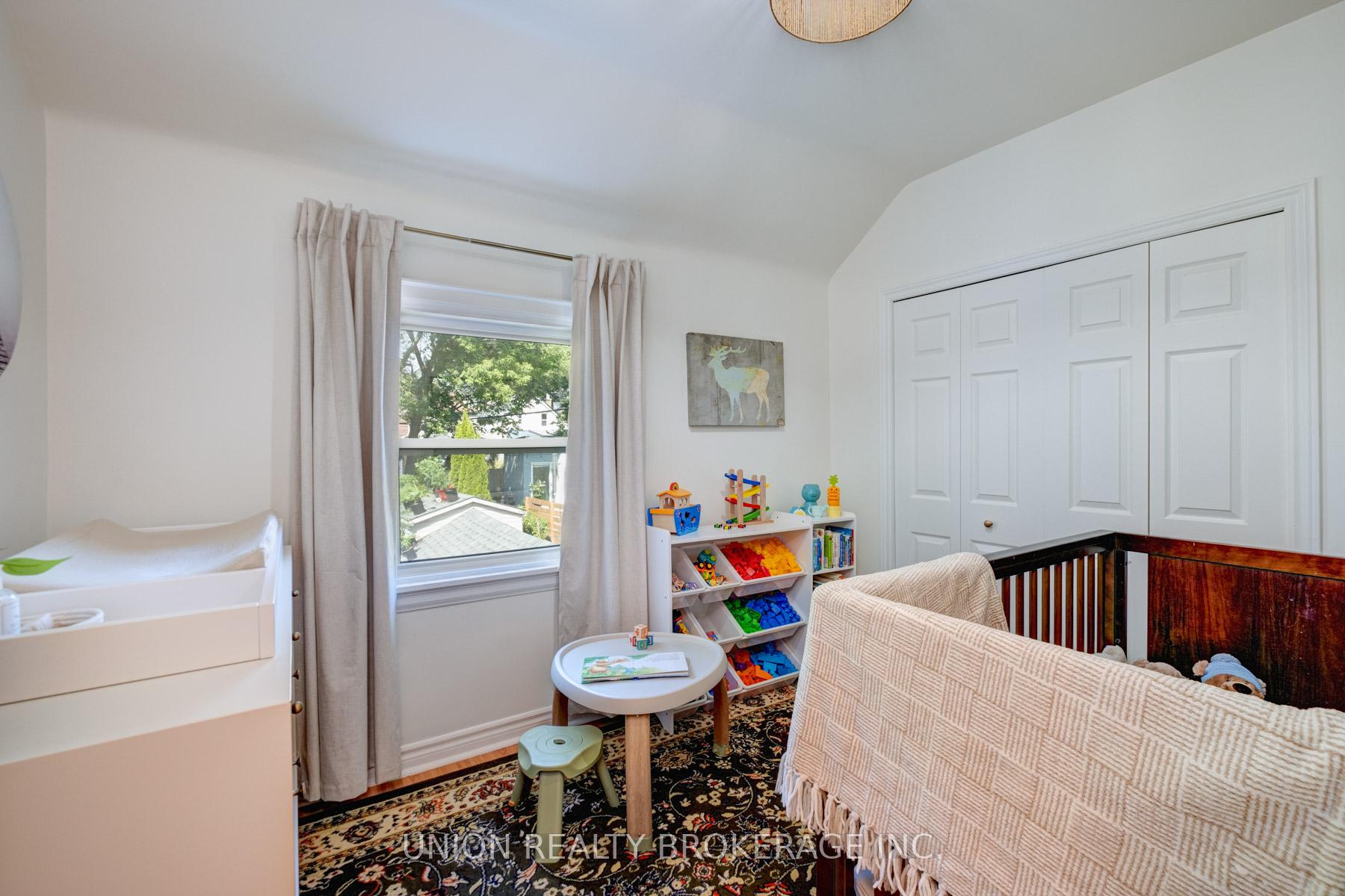 Photo 17 of 412 Coxwell Avenue, Toronto, Greenwood-Coxwell — HOMEH