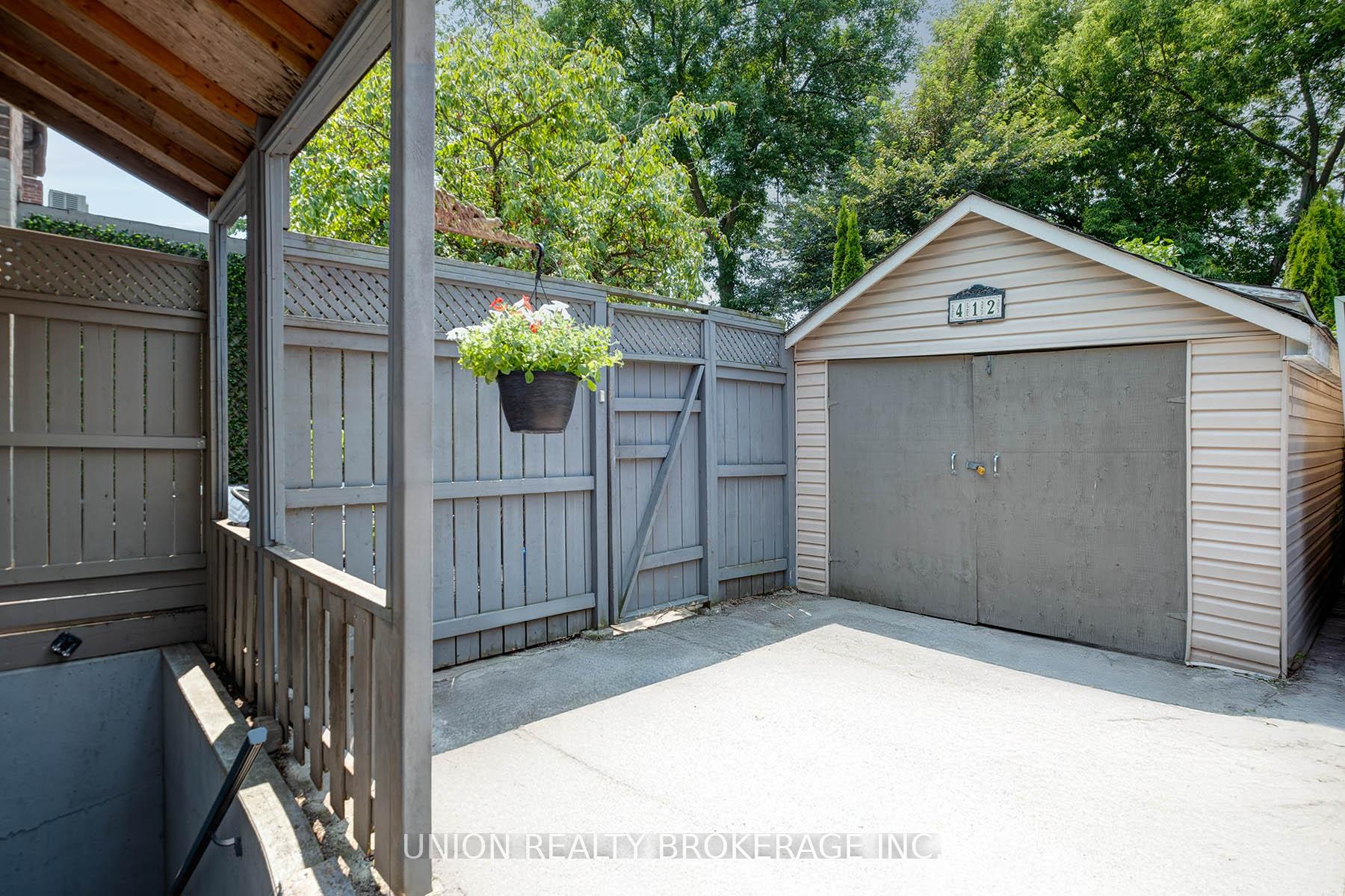 Photo 32 of 412 Coxwell Avenue, Toronto, Greenwood-Coxwell — HOMEH