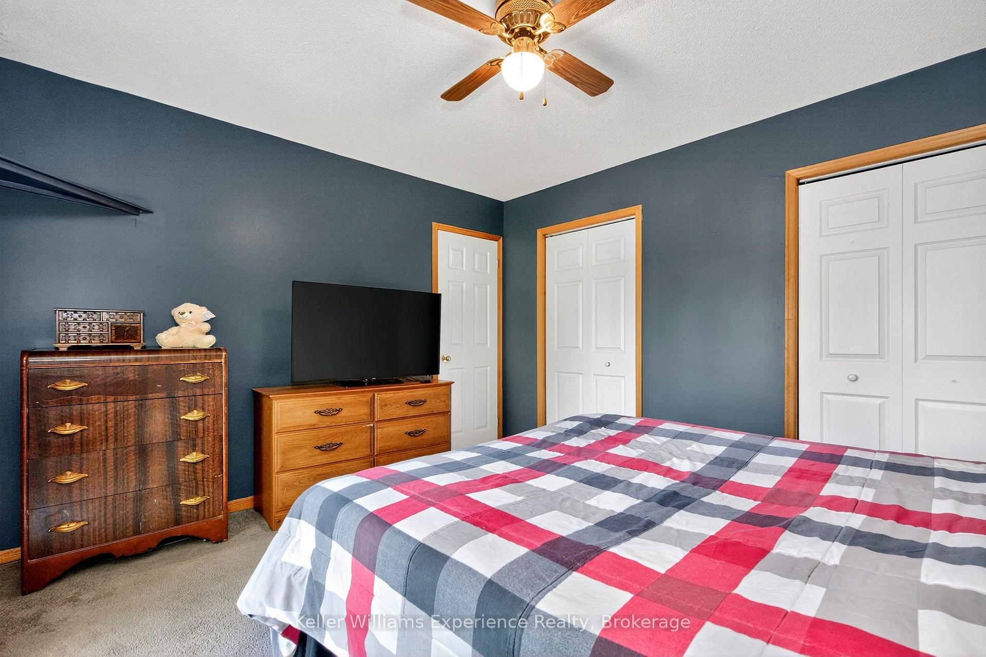 Photo 17 of 308 Assiniboia Street, Tay, Port McNicoll — HOMEH