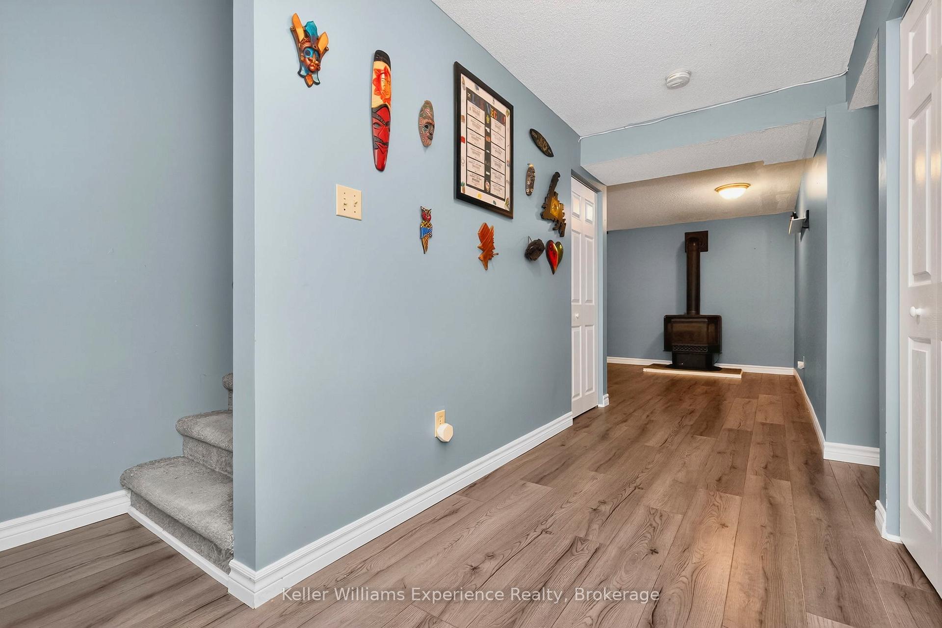 Photo 22 of 308 Assiniboia Street, Tay, Port McNicoll — HOMEH