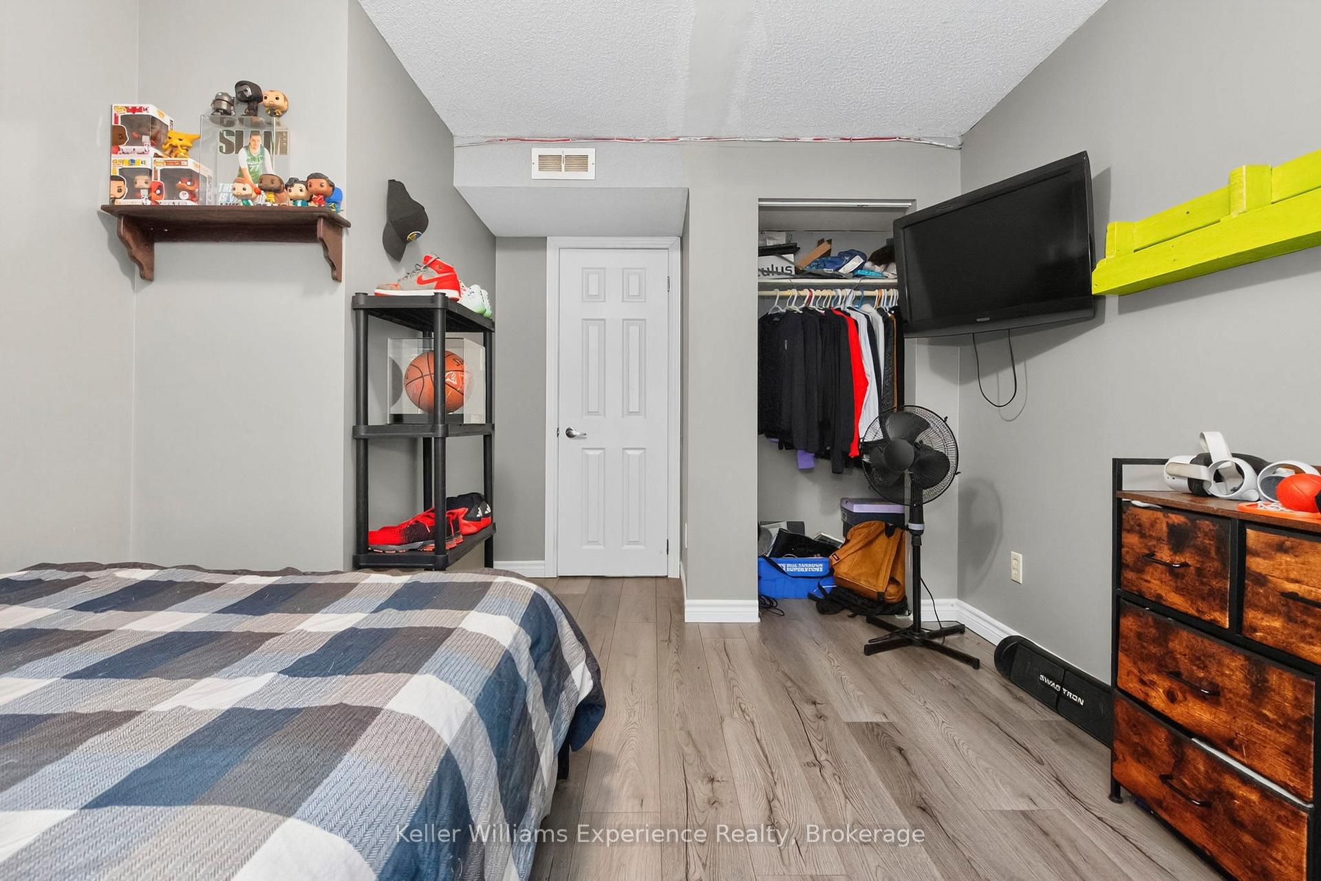 Photo 29 of 308 Assiniboia Street, Tay, Port McNicoll — HOMEH