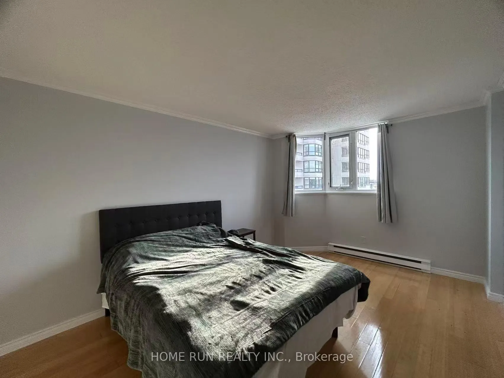 Photo 15 of Unit 207, 1500 Riverside Drive, Ottawa, Riverview Park — HOMEH