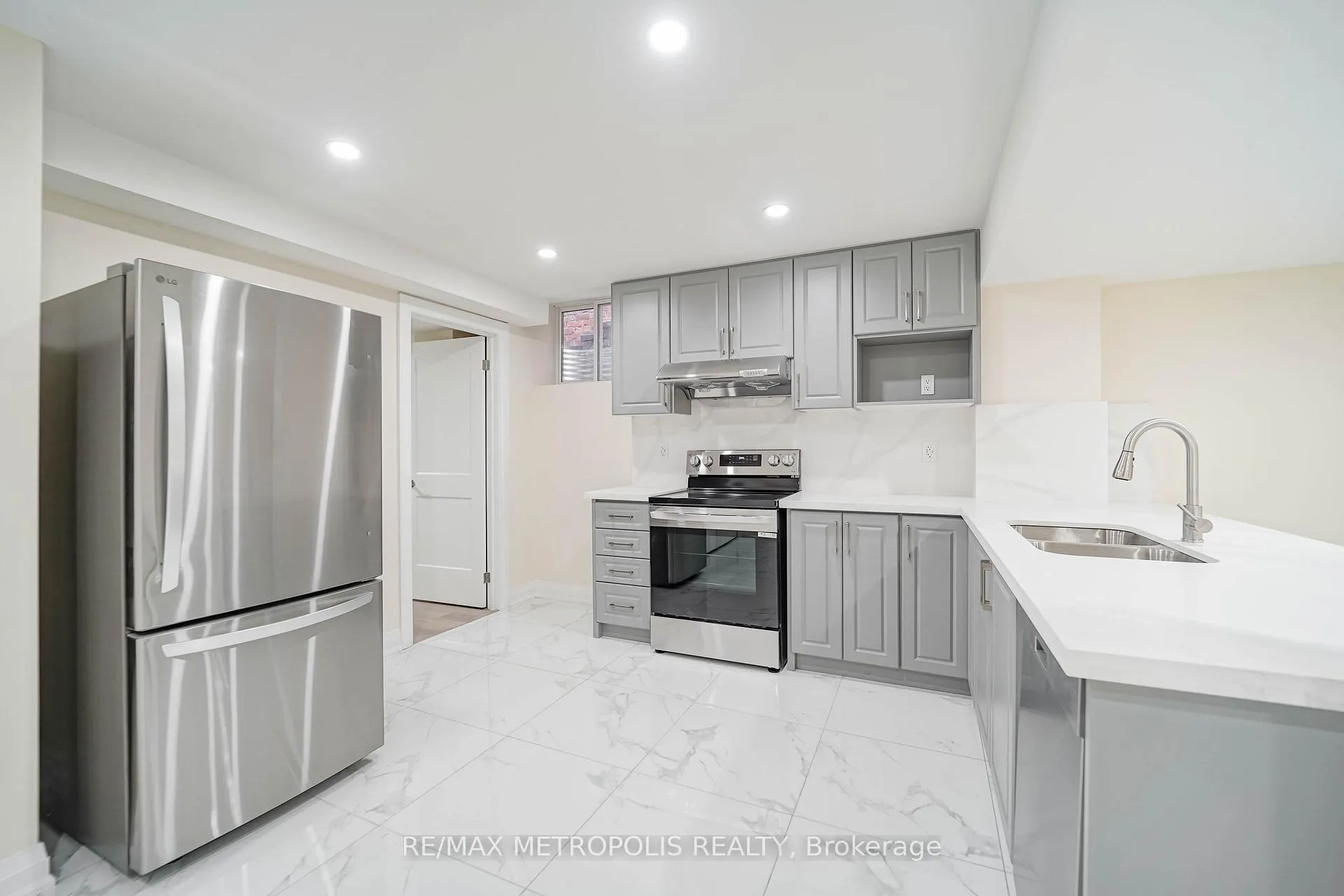 Photo 8 of Unit BSMT, 929 Greenhill Avenue, Oshawa, Taunton — HOMEH