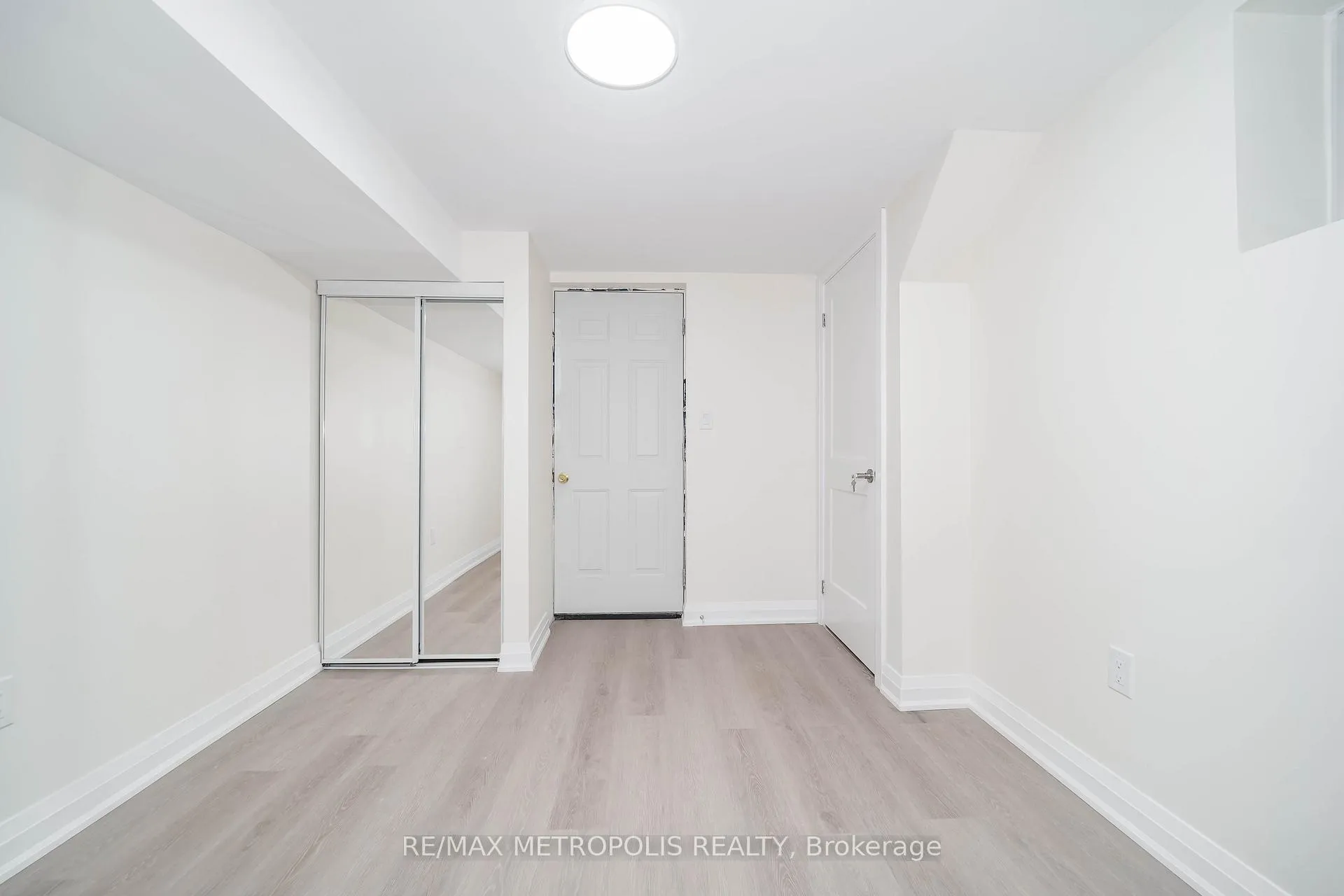 Photo 16 of Unit BSMT, 929 Greenhill Avenue, Oshawa, Taunton — HOMEH