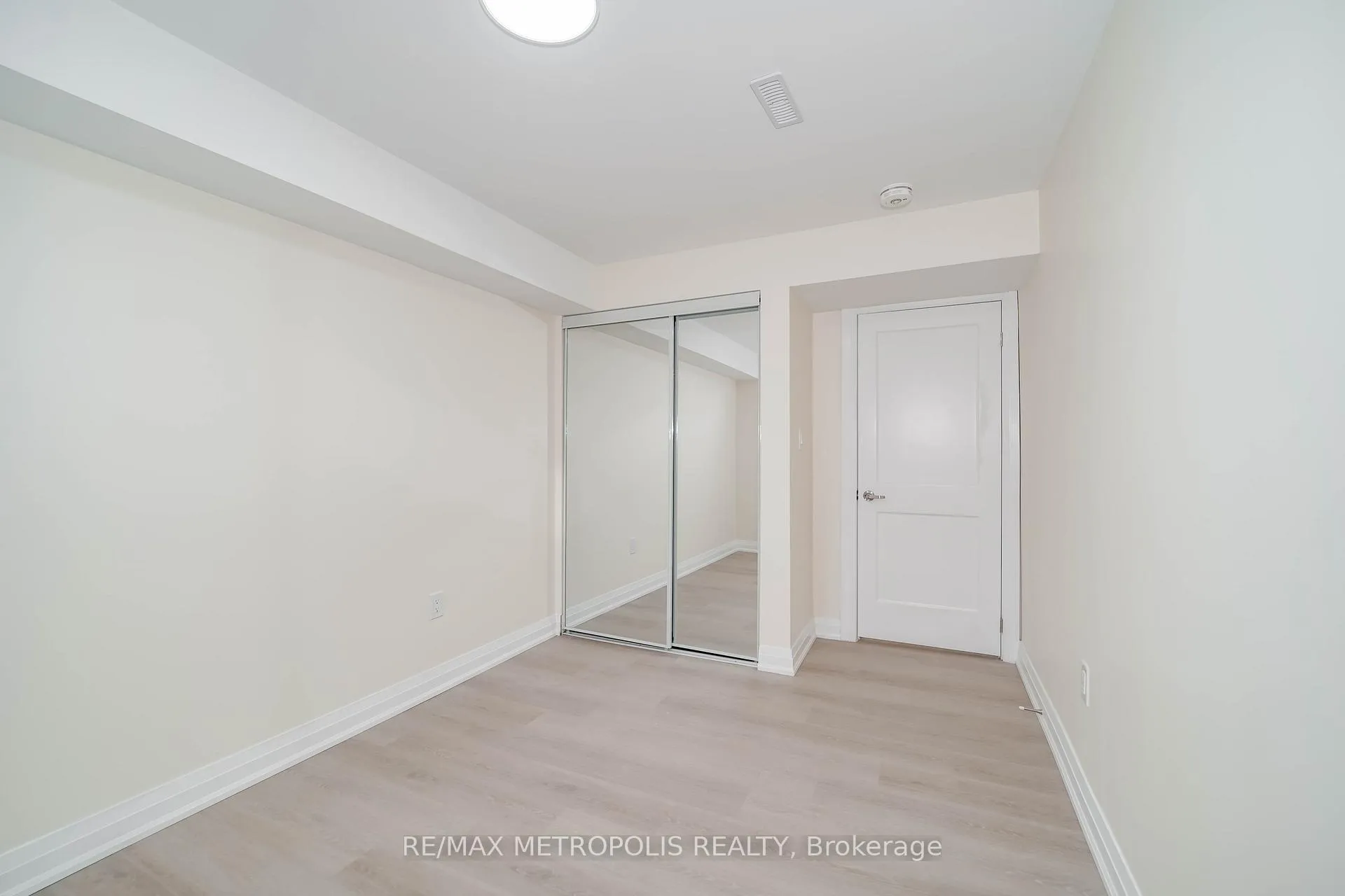 Photo 26 of Unit BSMT, 929 Greenhill Avenue, Oshawa, Taunton — HOMEH
