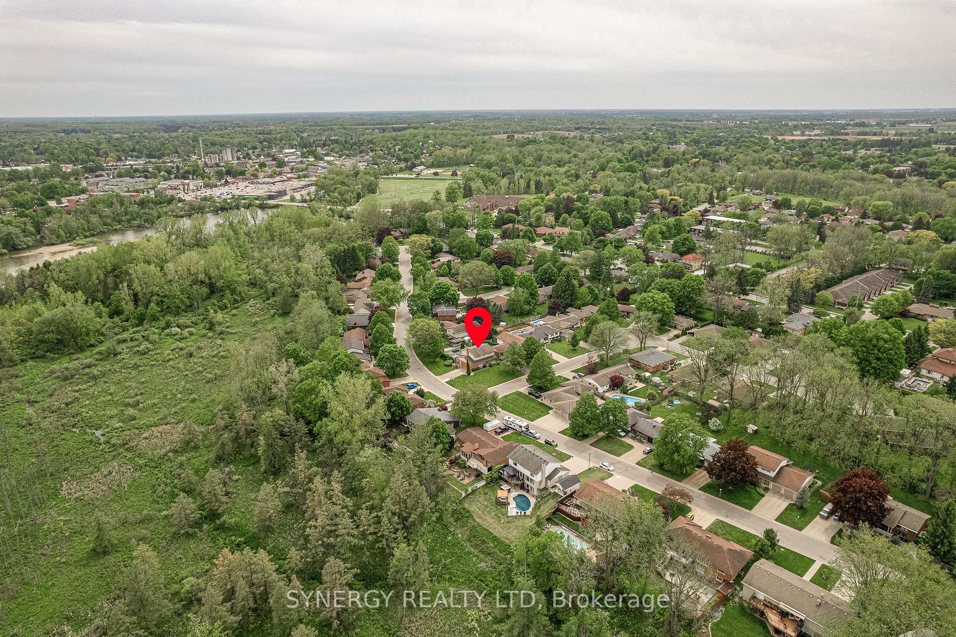Photo 28 of 208 Lamore Crescent, Strathroy-Caradoc, NE — HOMEH