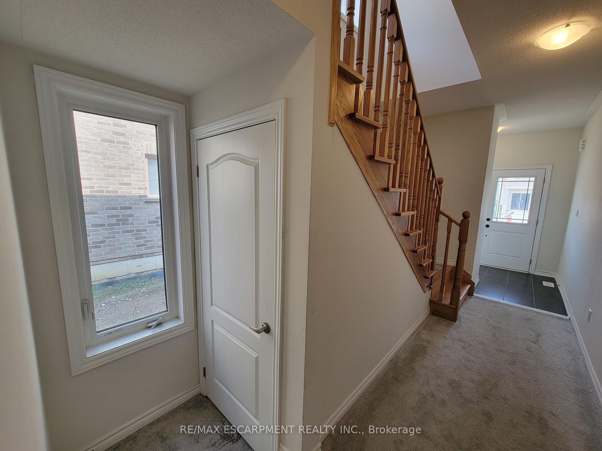 Photo 14 of 121 Baker Street N, Thorold, Thorold Downtown — HOMEH